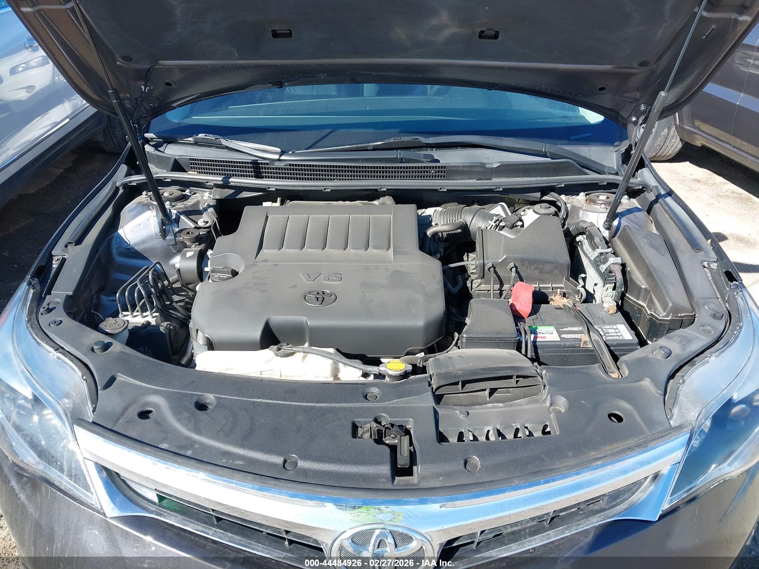 TOYOTA AVALON image 10