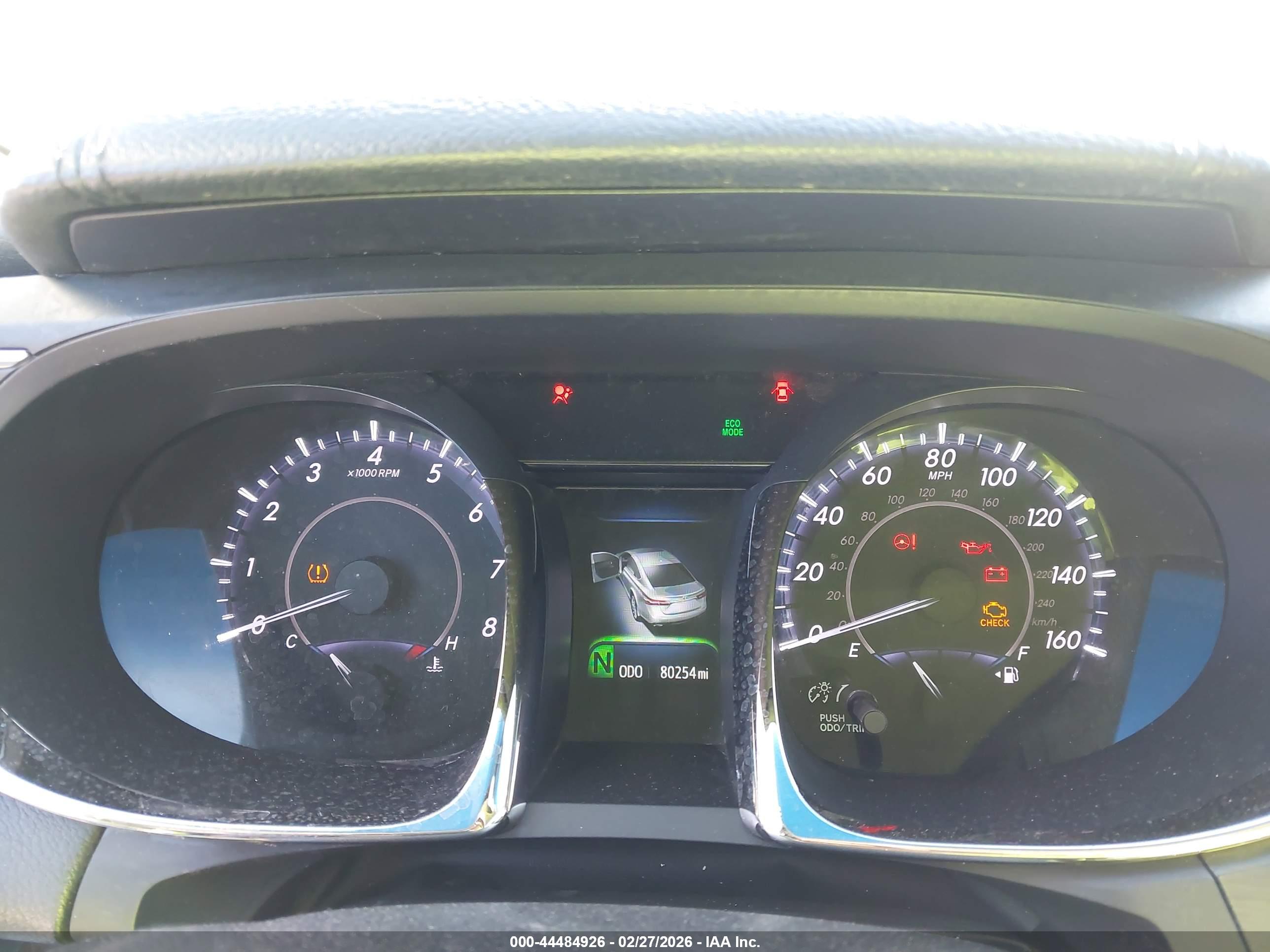 TOYOTA AVALON image 7