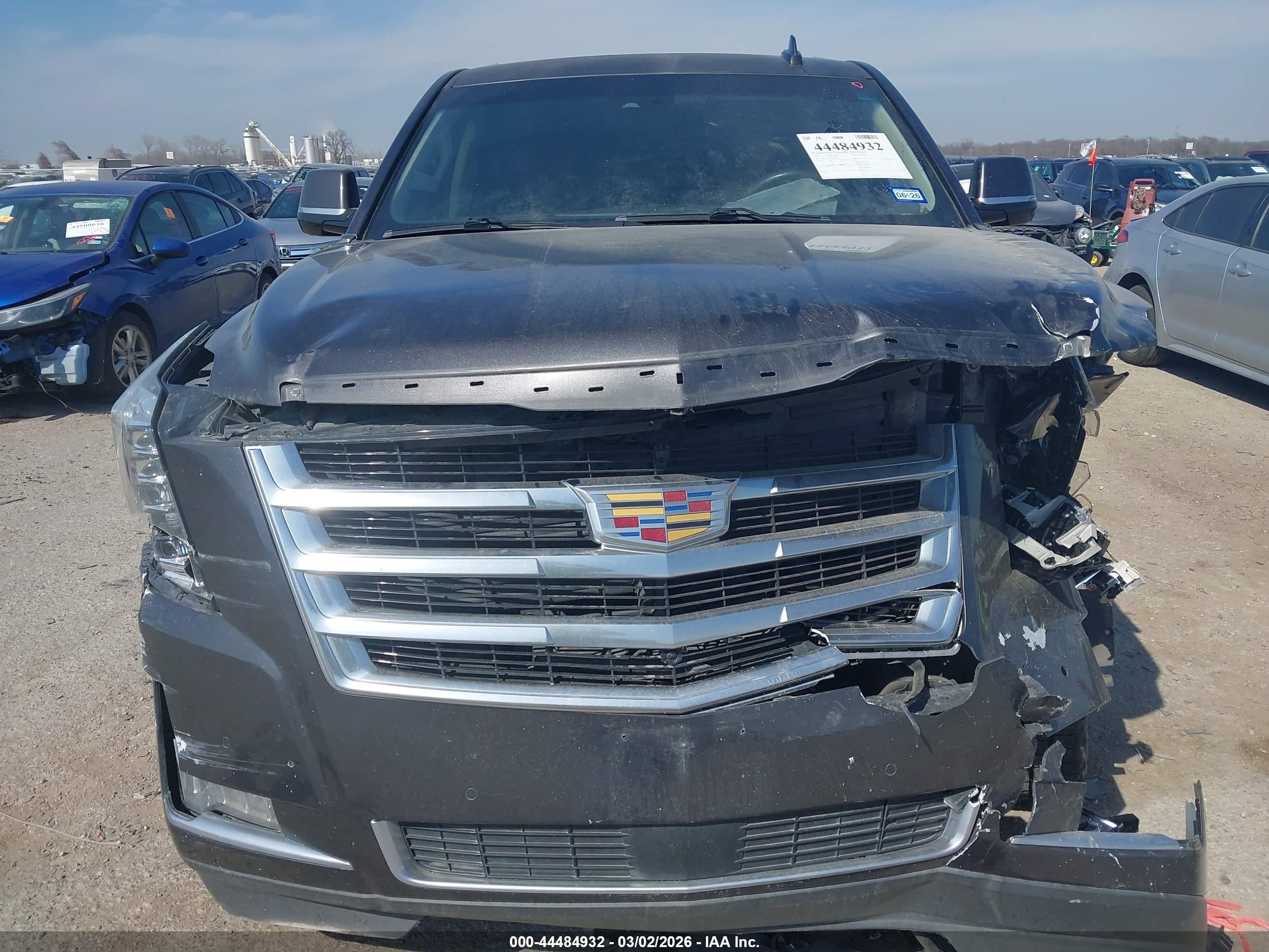 CADILLAC ESCALADE image 6