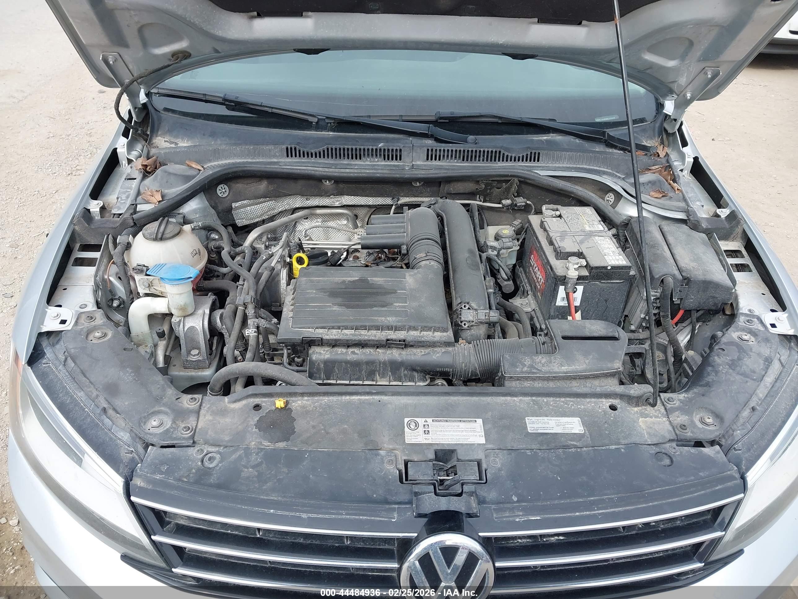 VOLKSWAGEN JETTA image 10