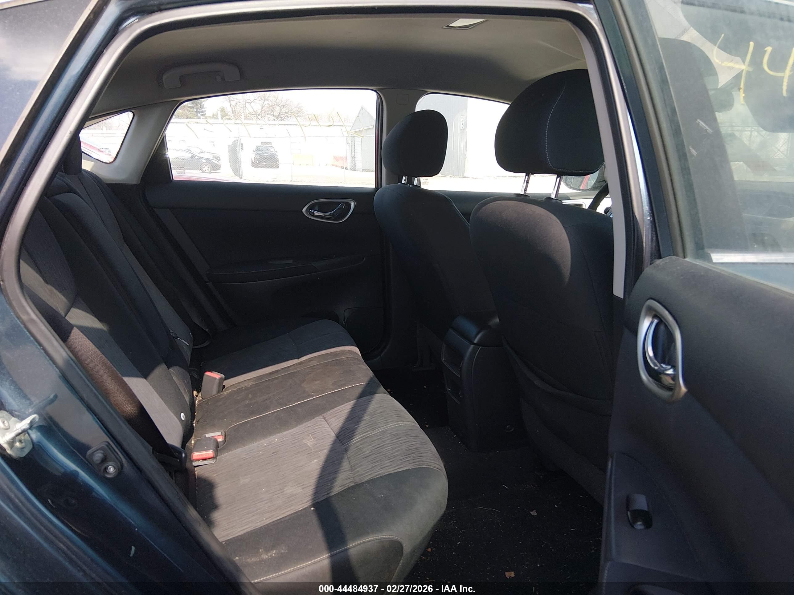 NISSAN SENTRA image 8