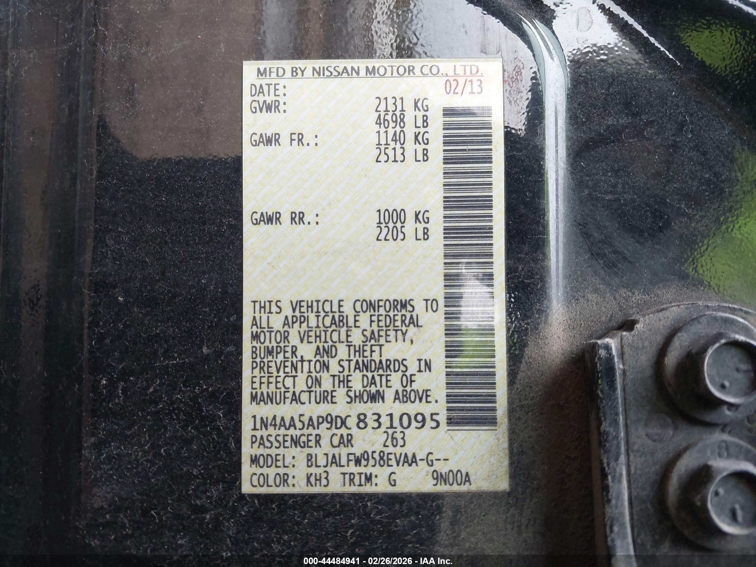 NISSAN MAXIMA image 9
