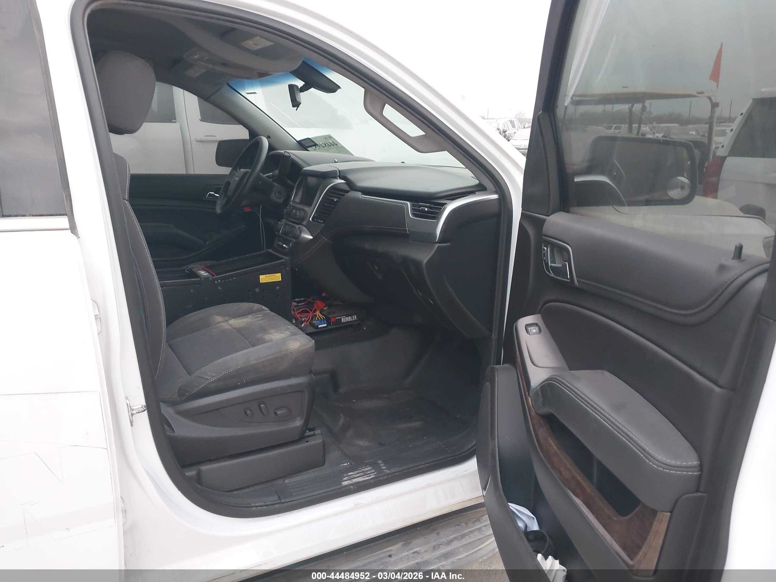 CHEVROLET TAHOE image 5