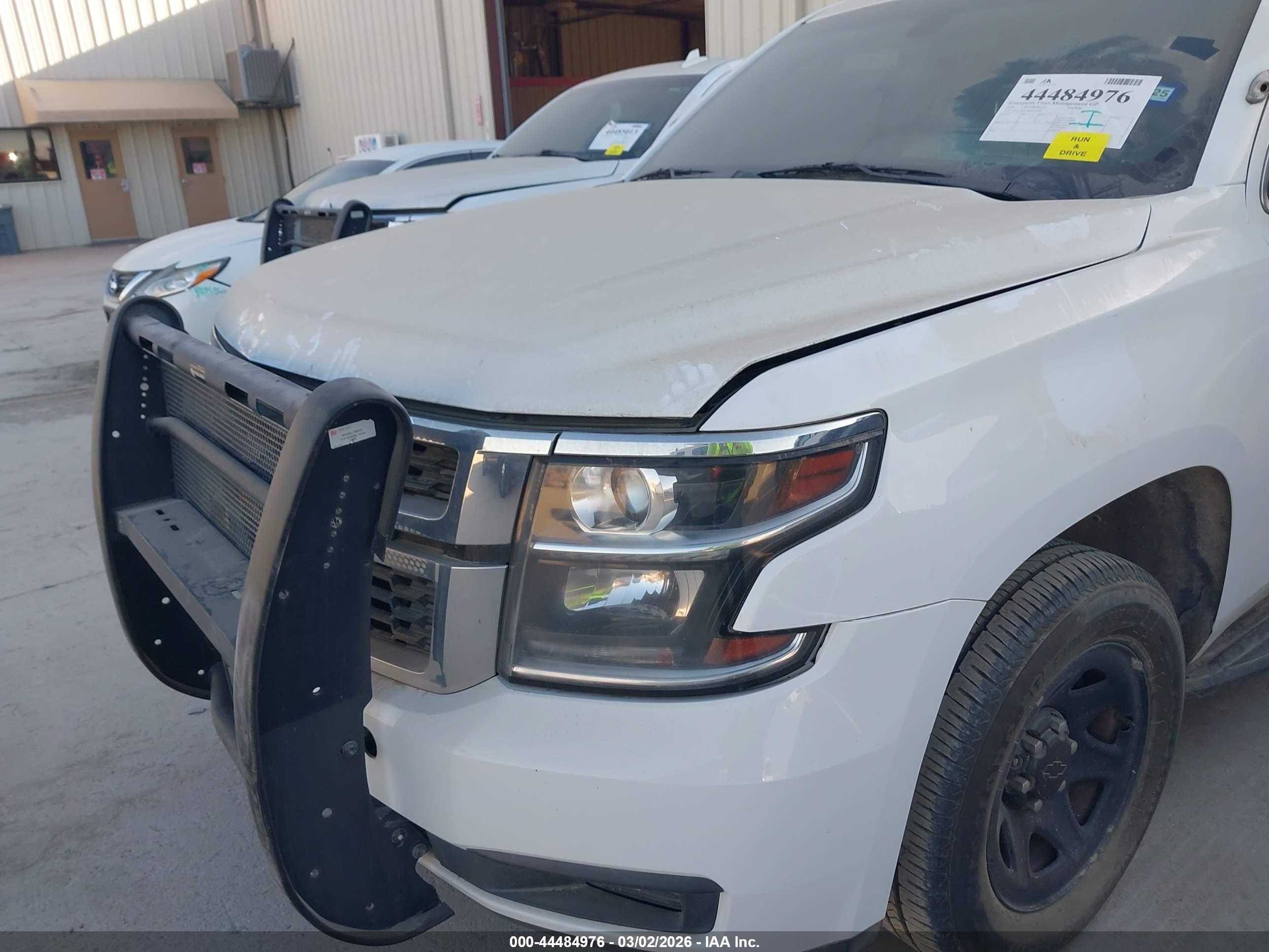 CHEVROLET TAHOE image 6