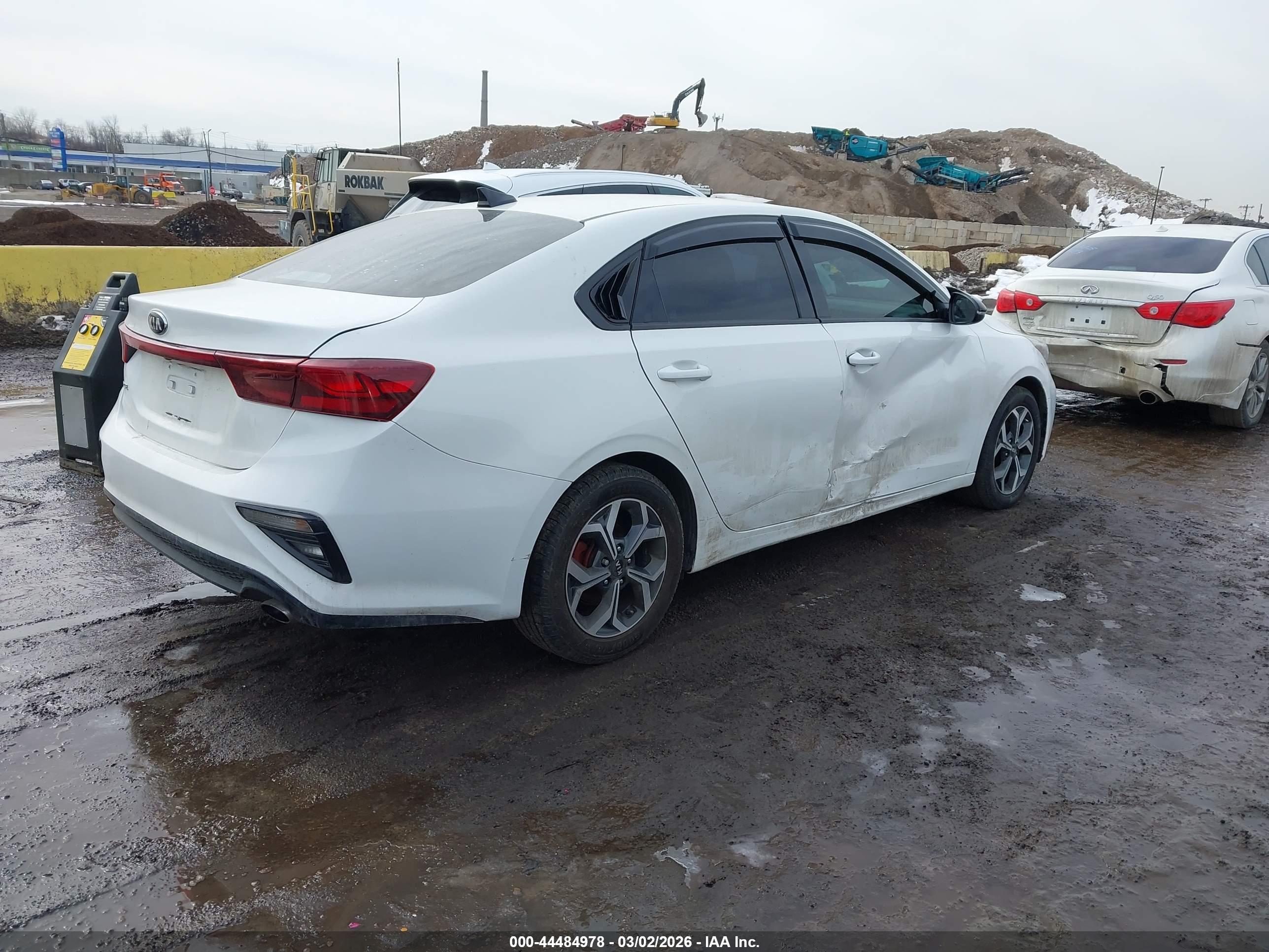 KIA FORTE image 4