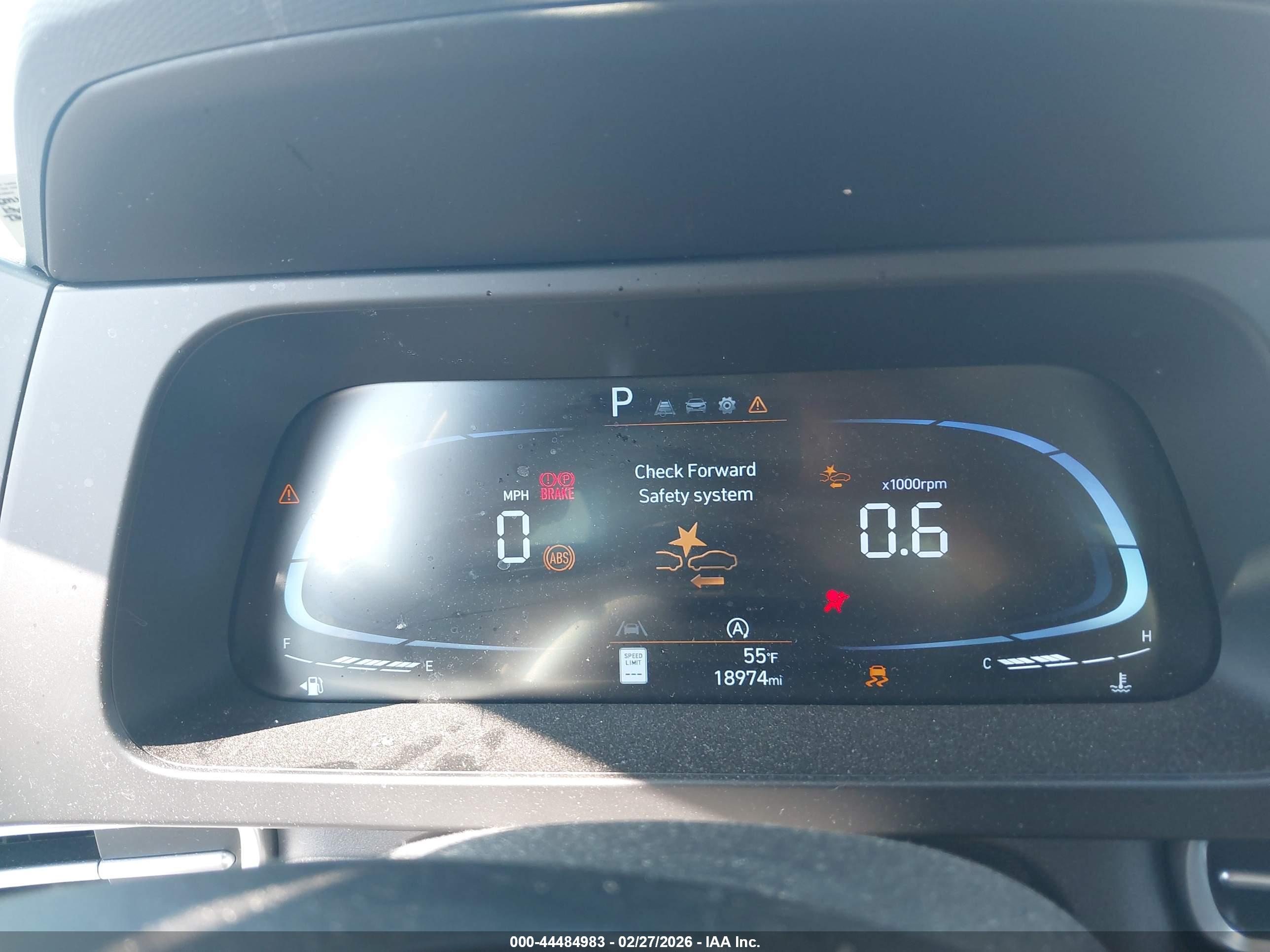 HYUNDAI ELANTRA image 7