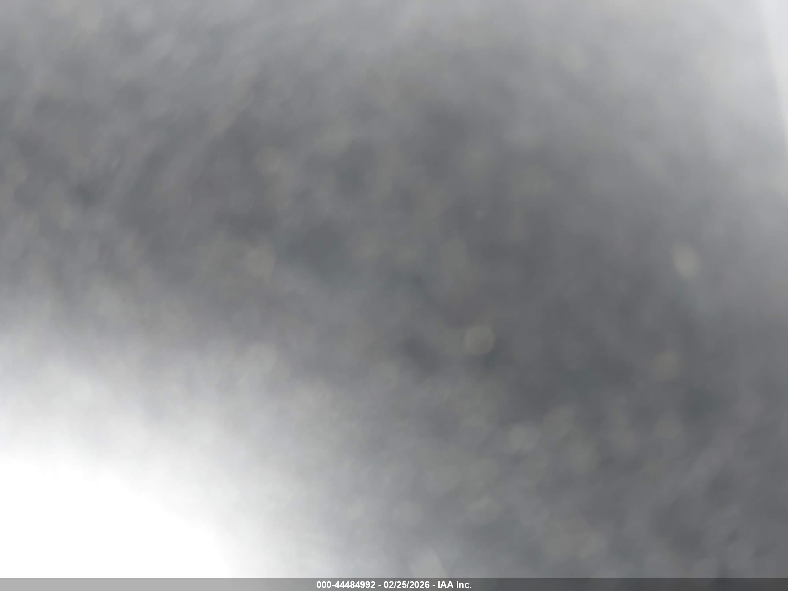 LAND ROVER image 6
