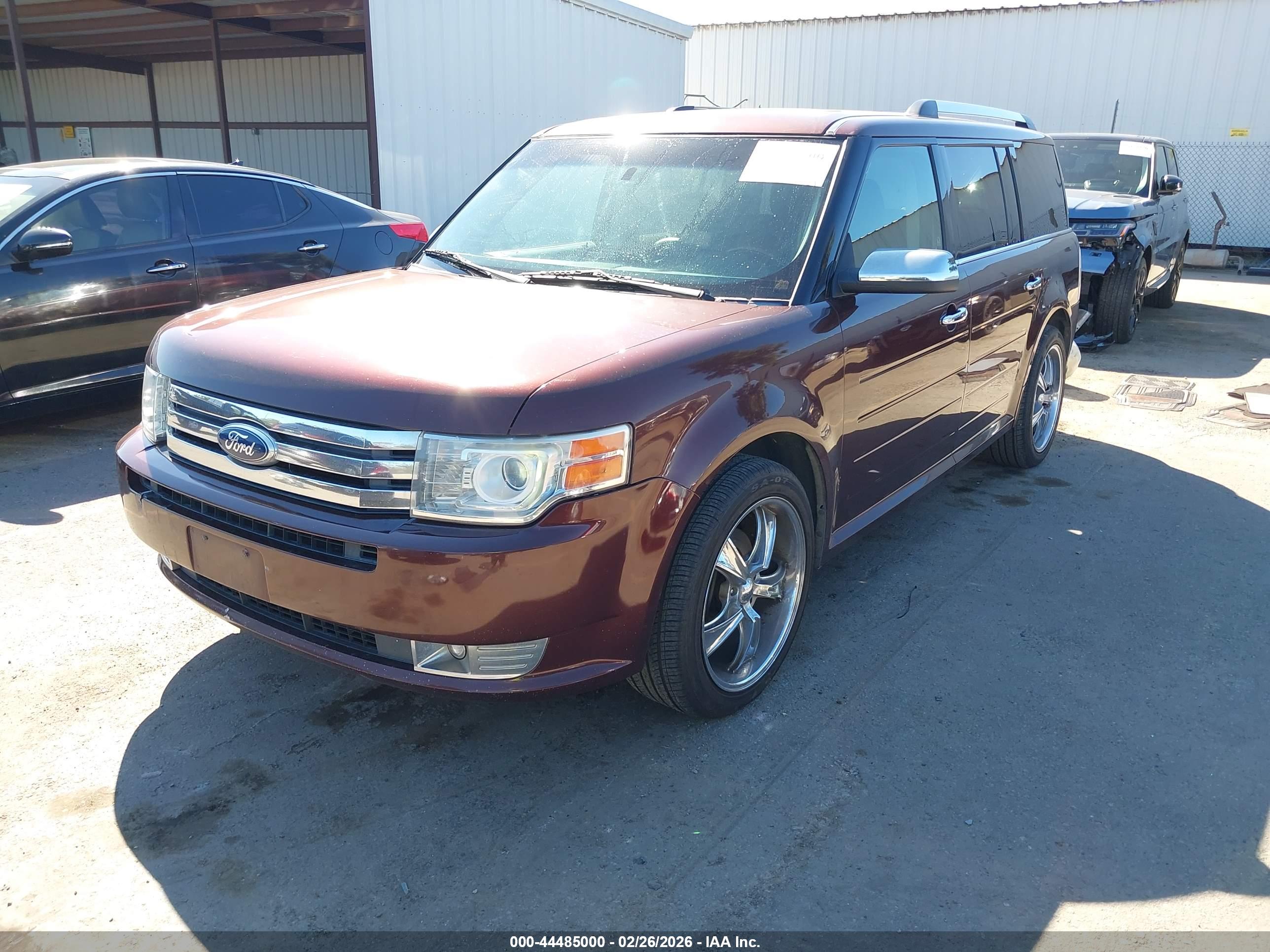 FORD FLEX image 2