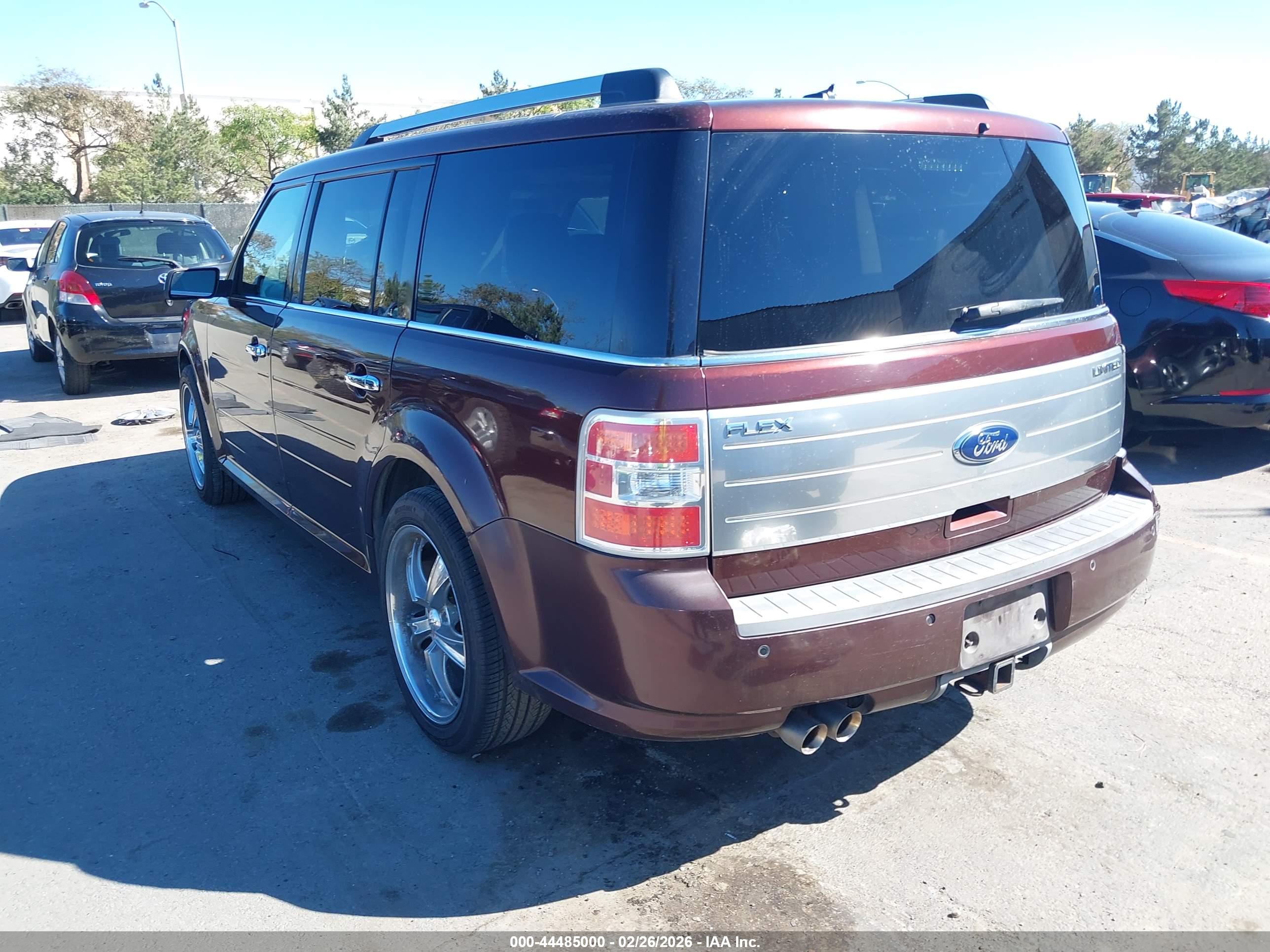 FORD FLEX image 3