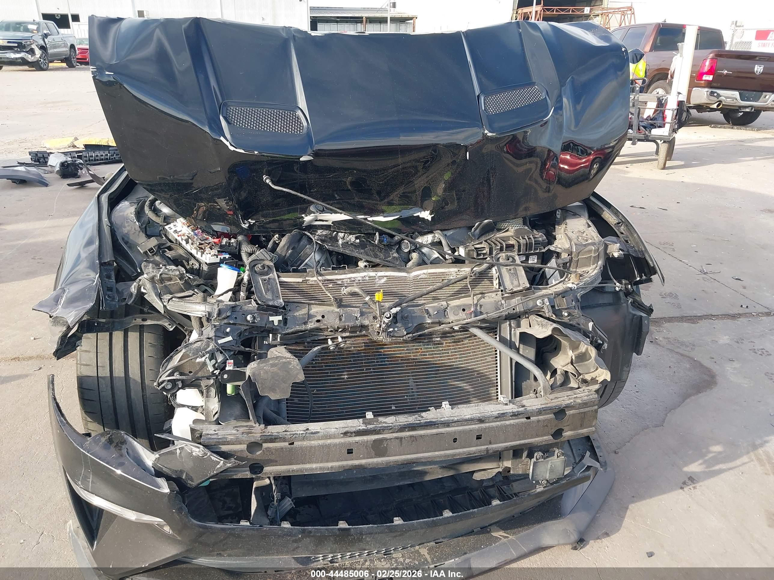 FORD MUSTANG image 6