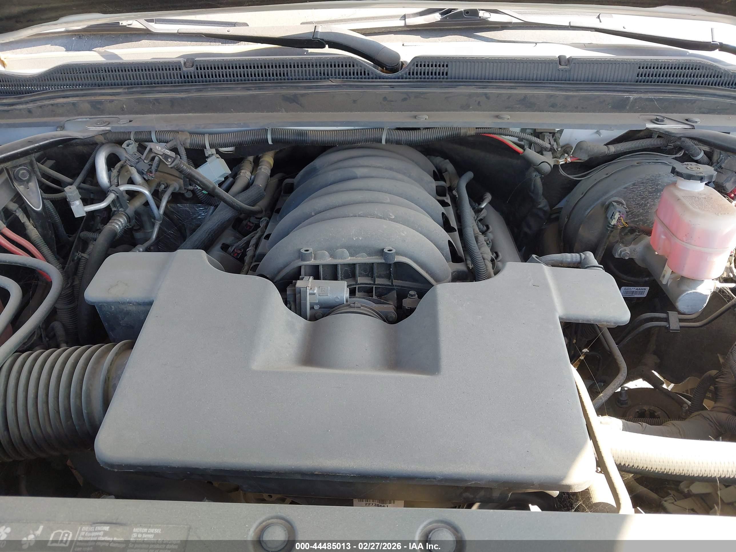 CHEVROLET TAHOE image 10