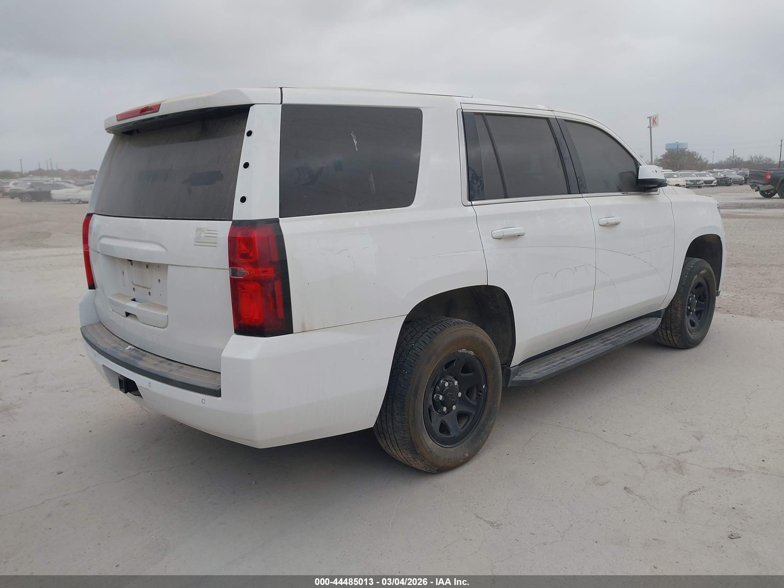 CHEVROLET TAHOE image 4