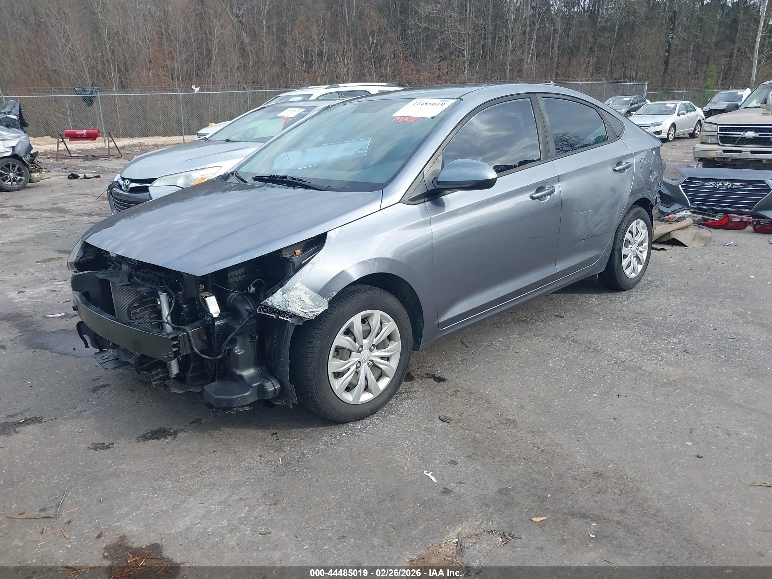 HYUNDAI ACCENT image 2