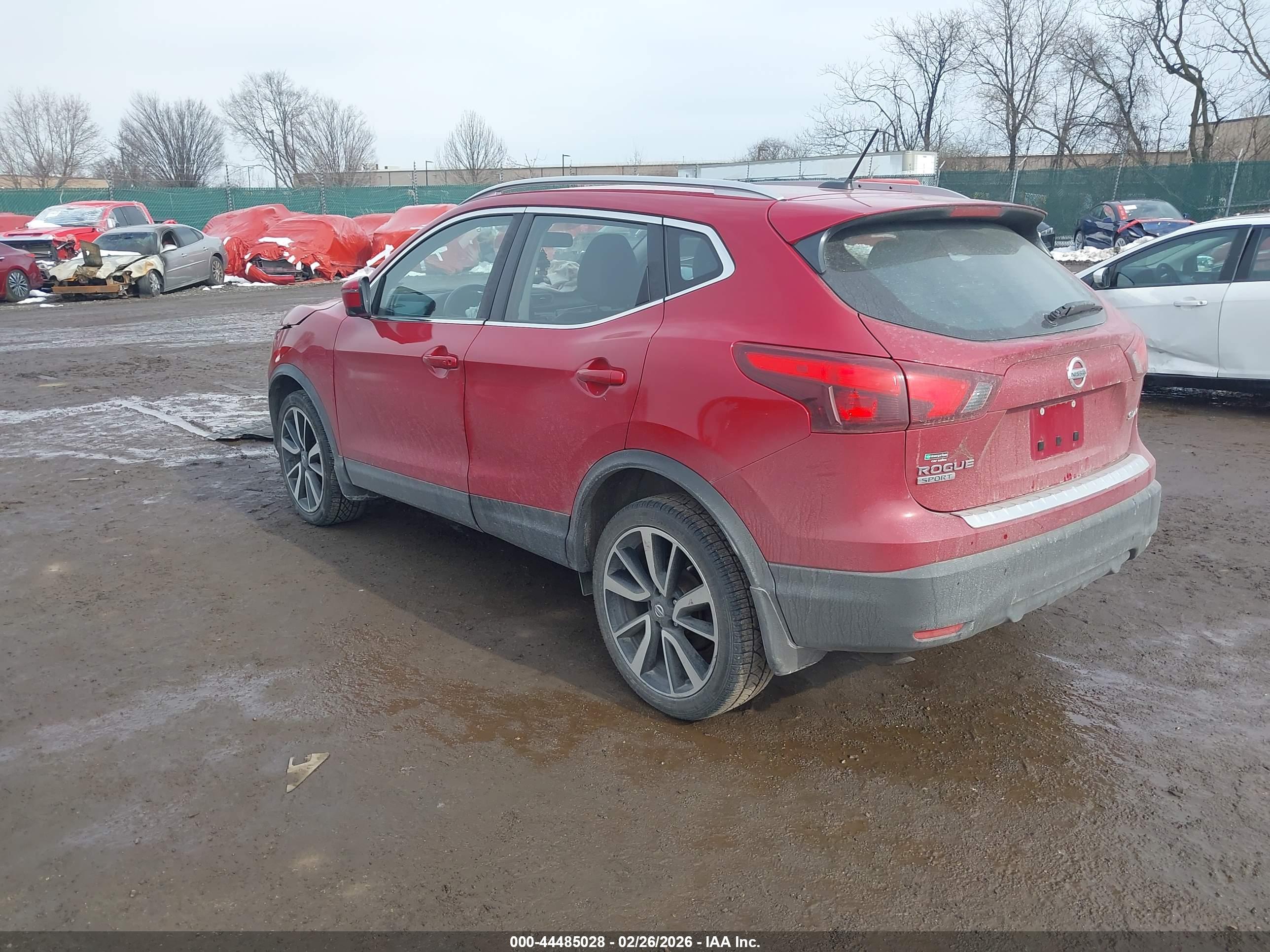 NISSAN ROGUE image 3