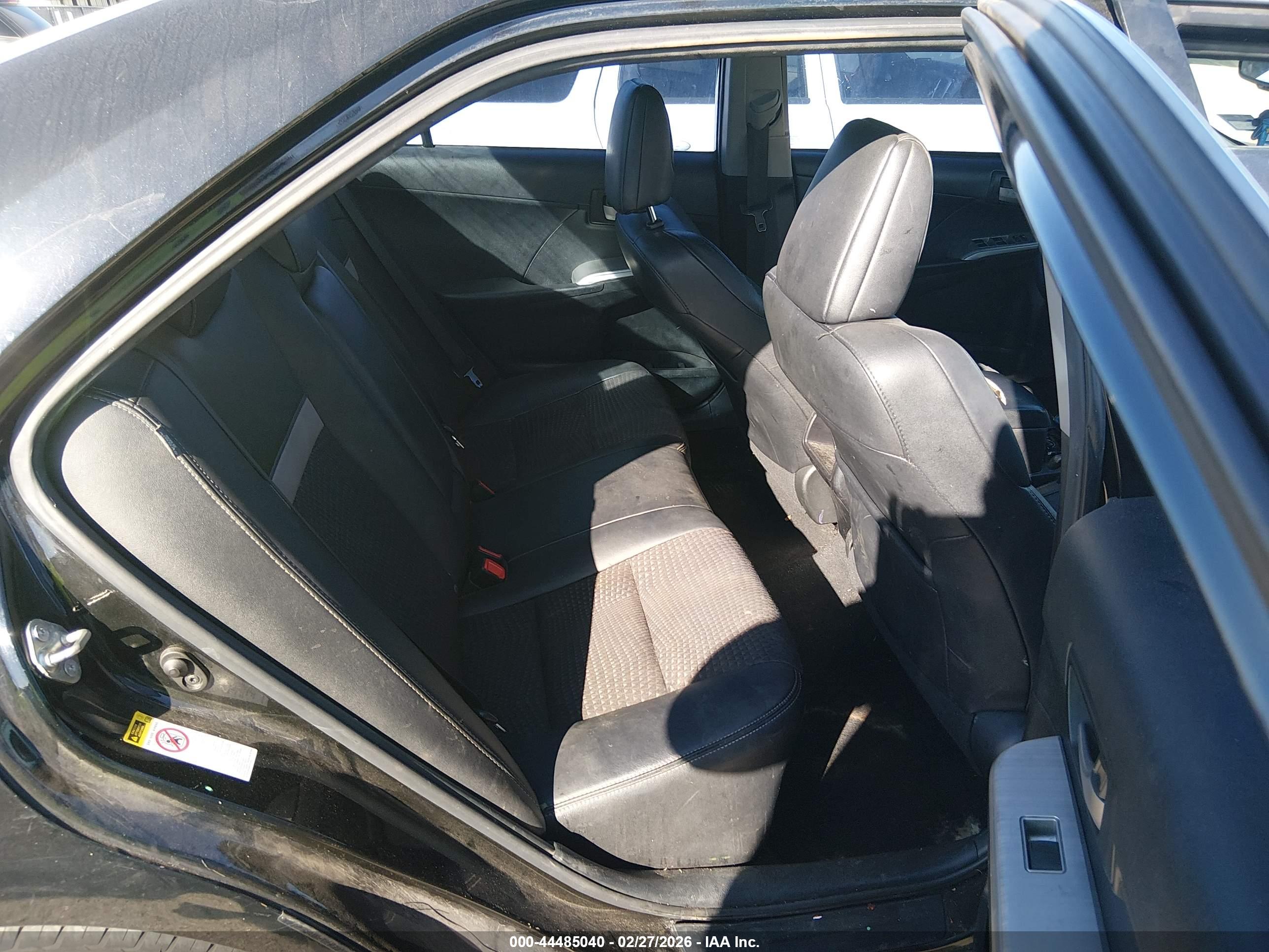 TOYOTA CAMRY image 8