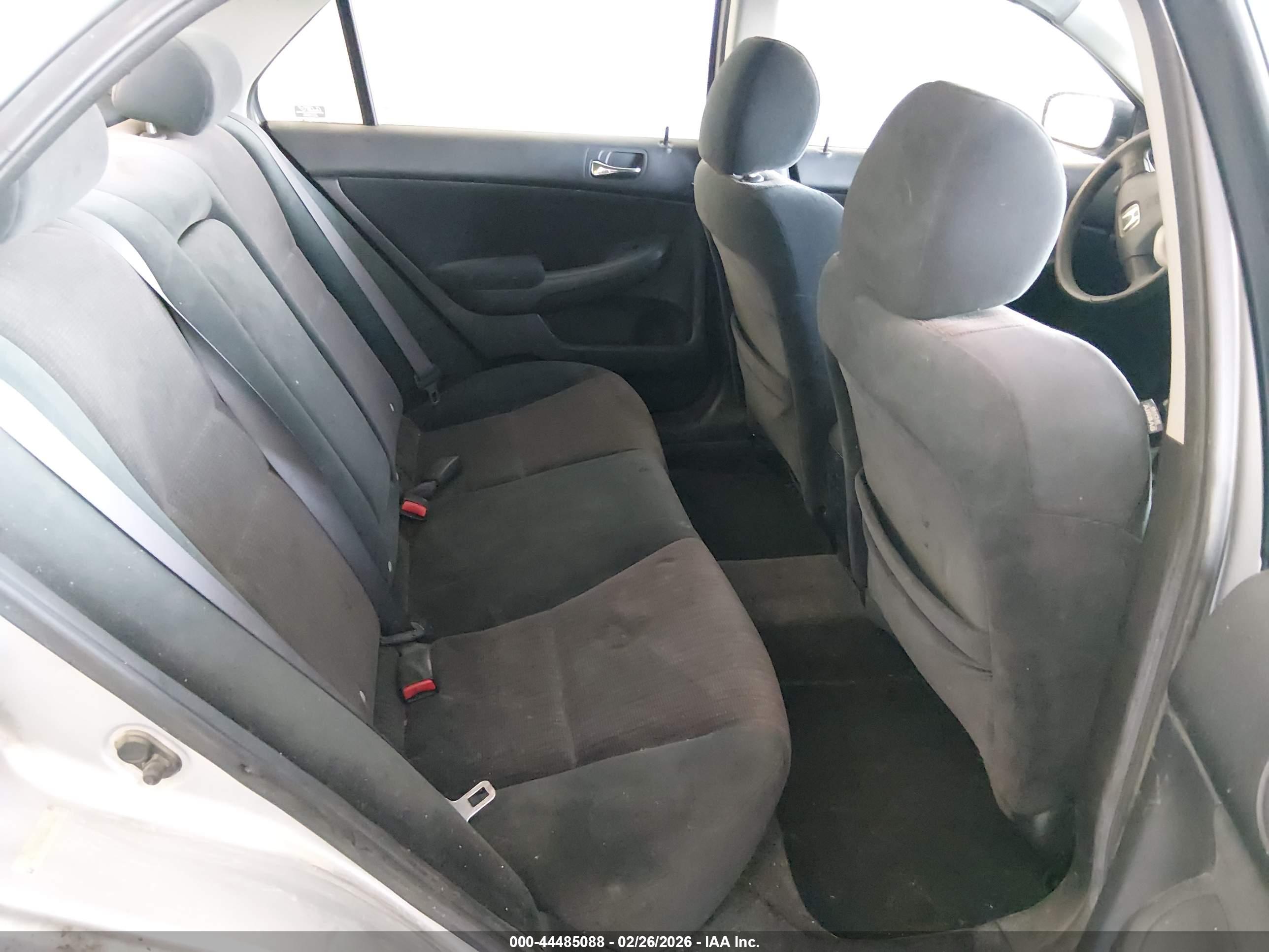 HONDA ACCORD image 8