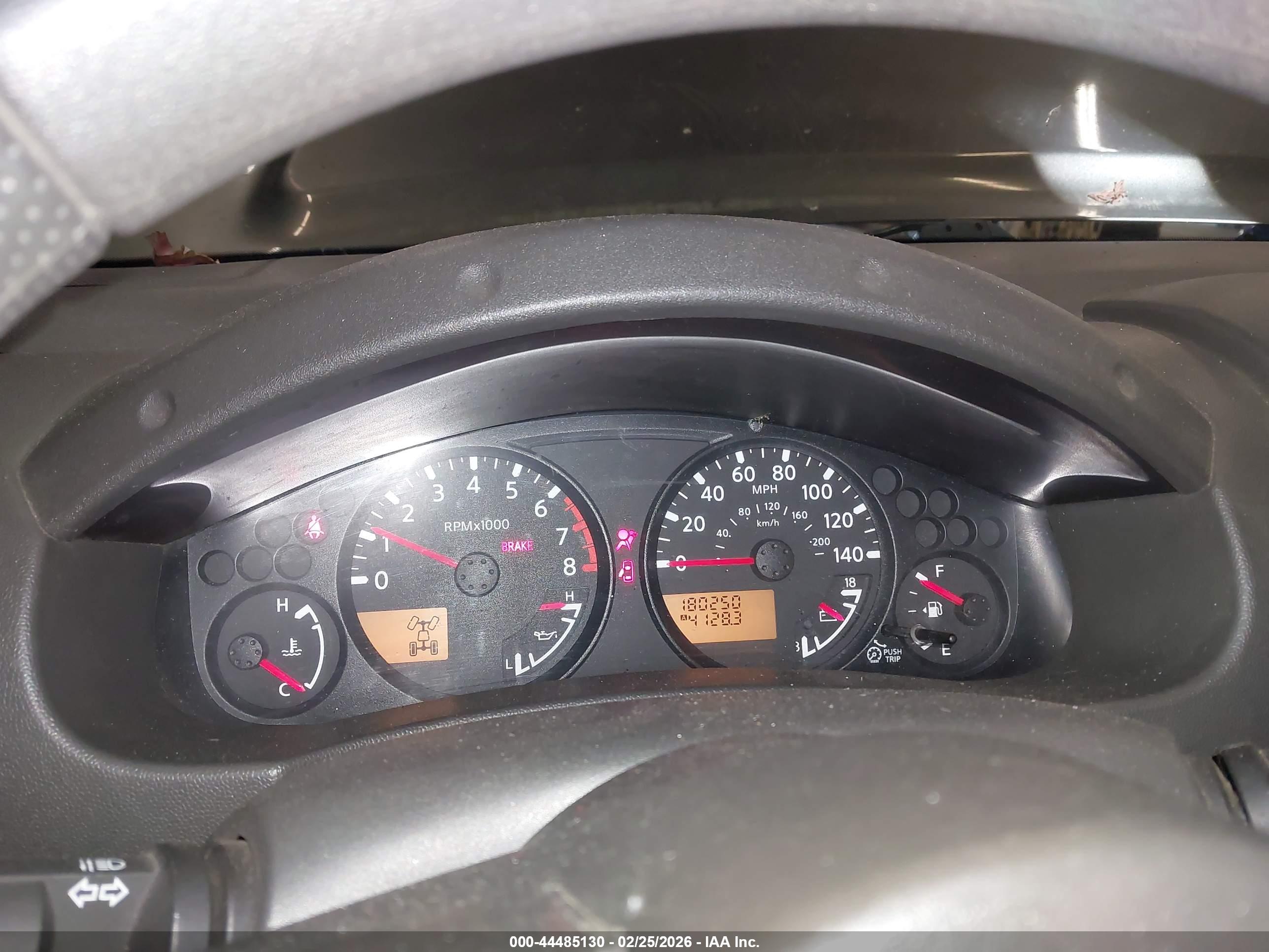 NISSAN FRONTIER image 7