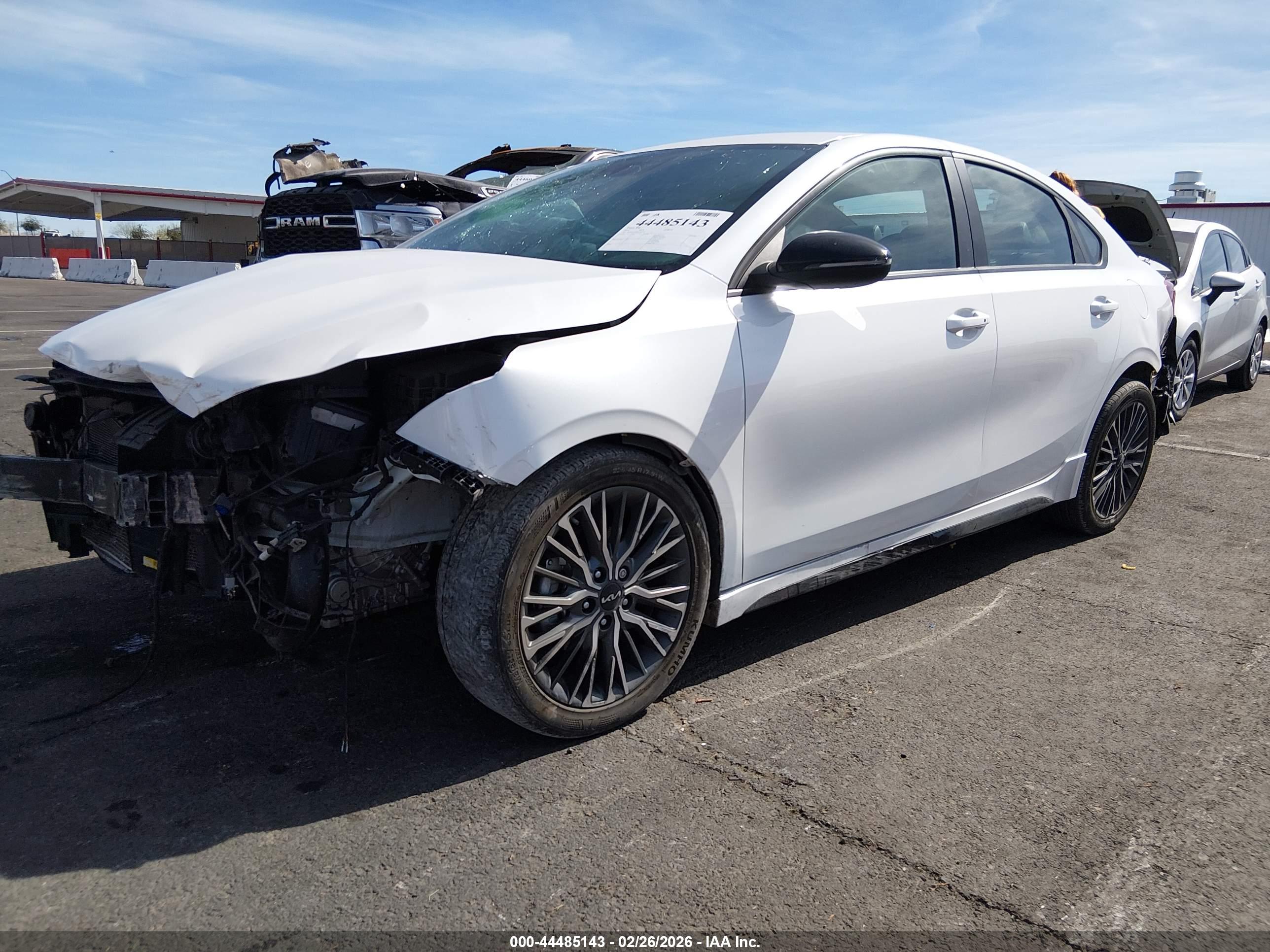 KIA FORTE image 2