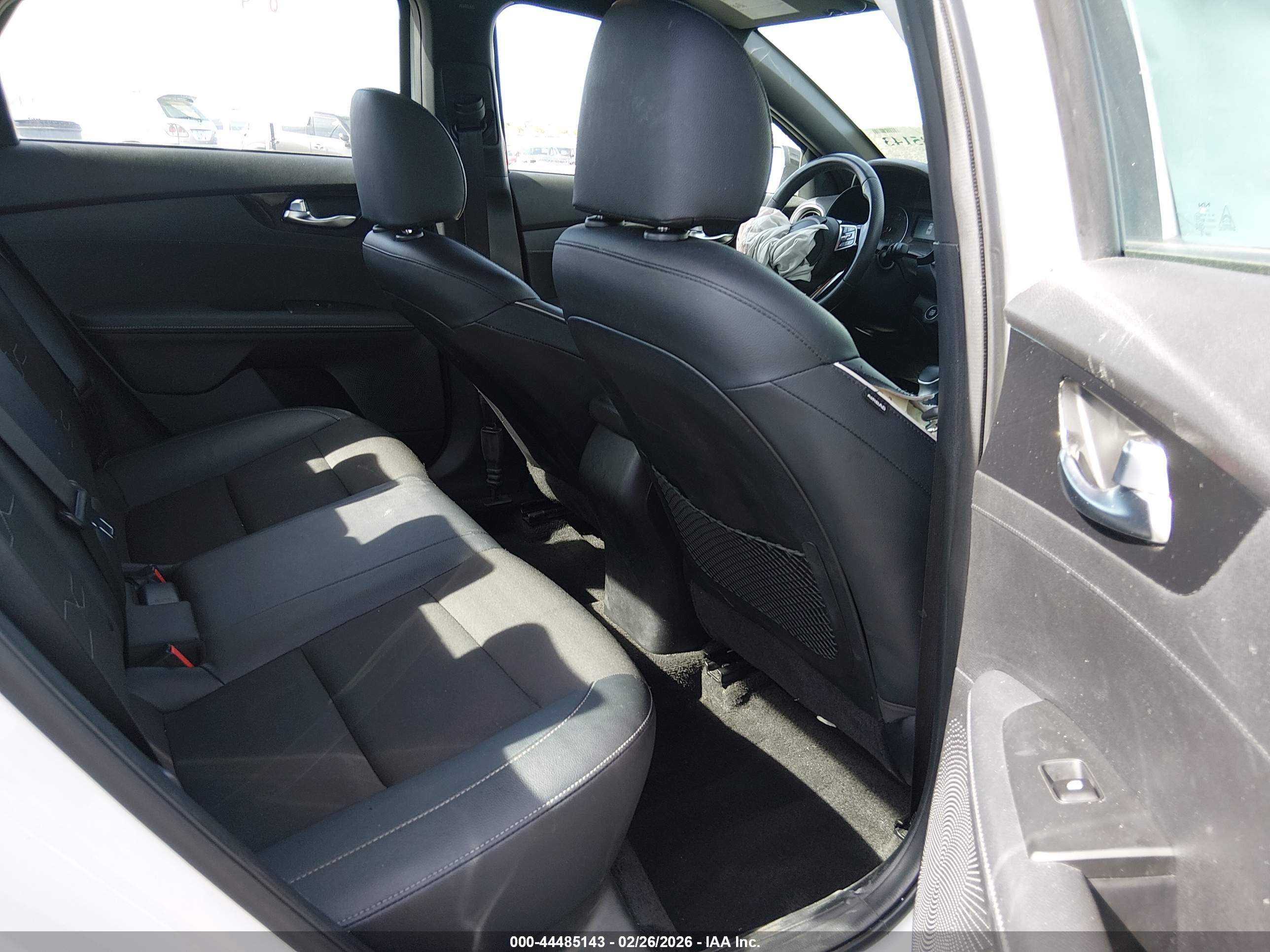 KIA FORTE image 8