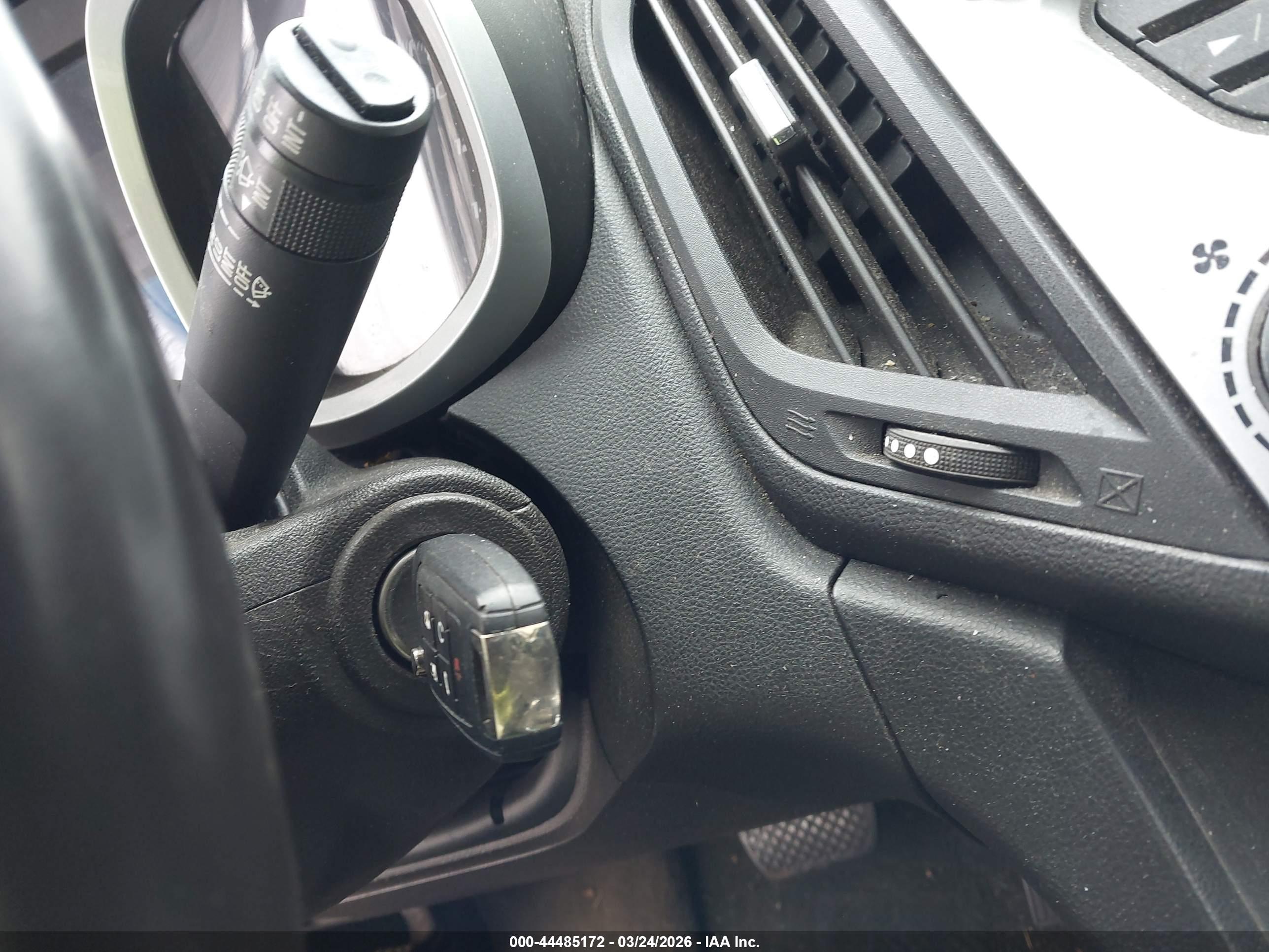 CHEVROLET EQUINOX image 11