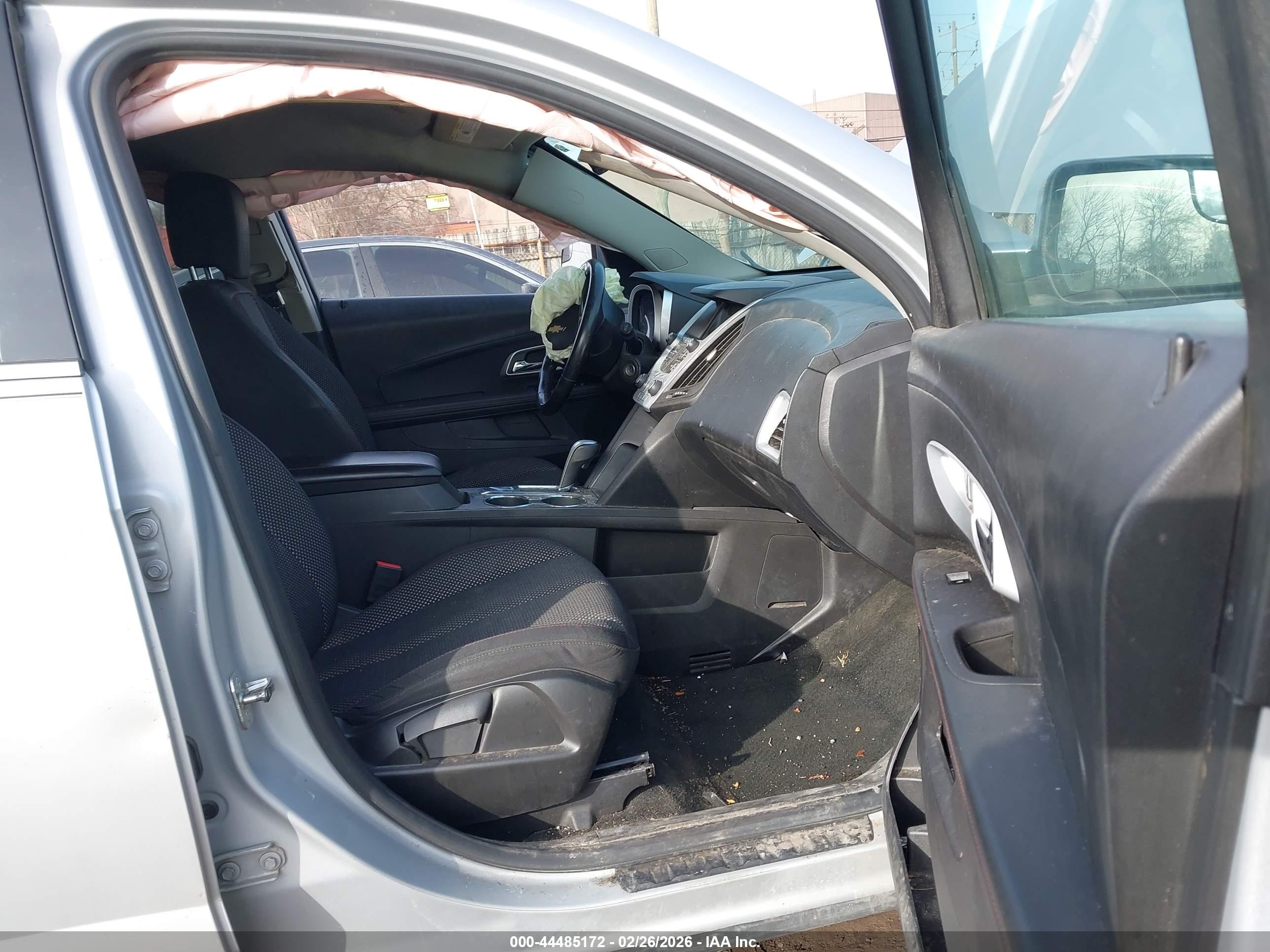 CHEVROLET EQUINOX image 5