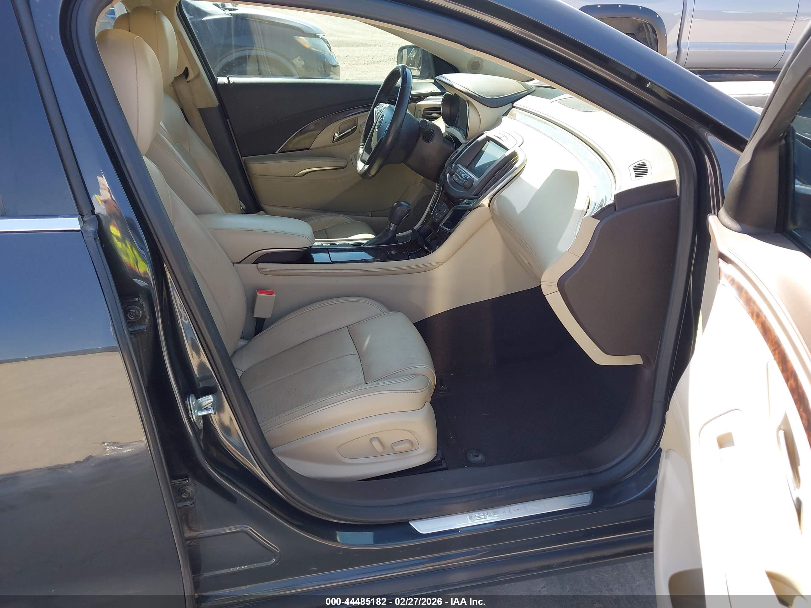 BUICK LACROSSE image 5