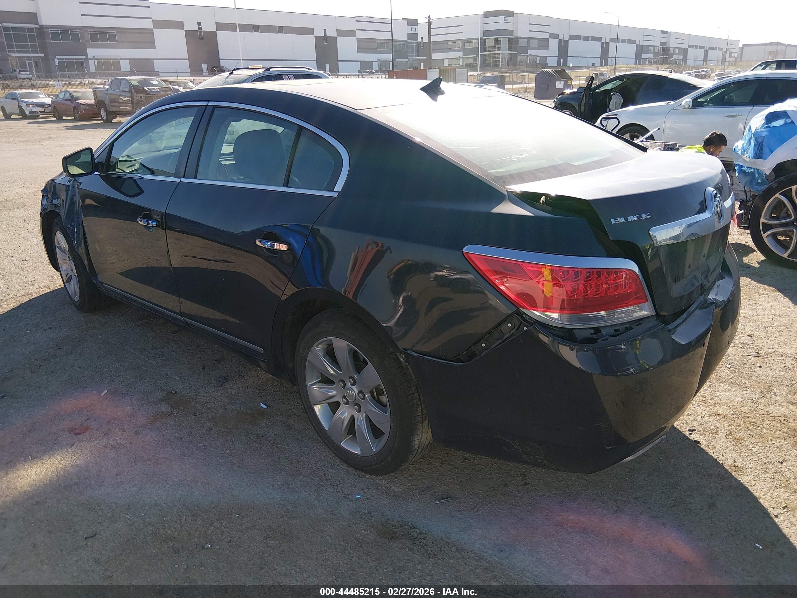 BUICK LACROSSE image 3