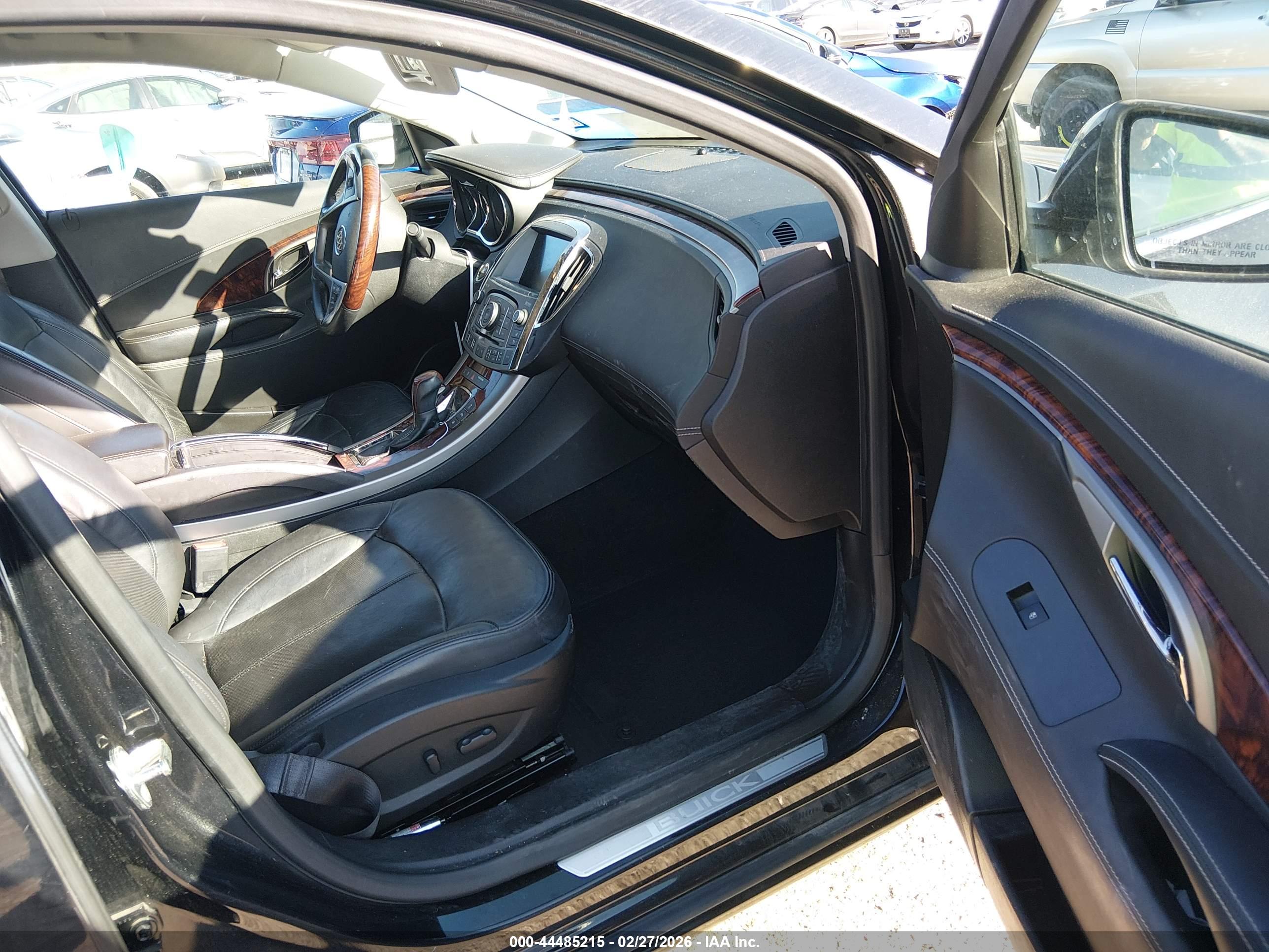 BUICK LACROSSE image 5