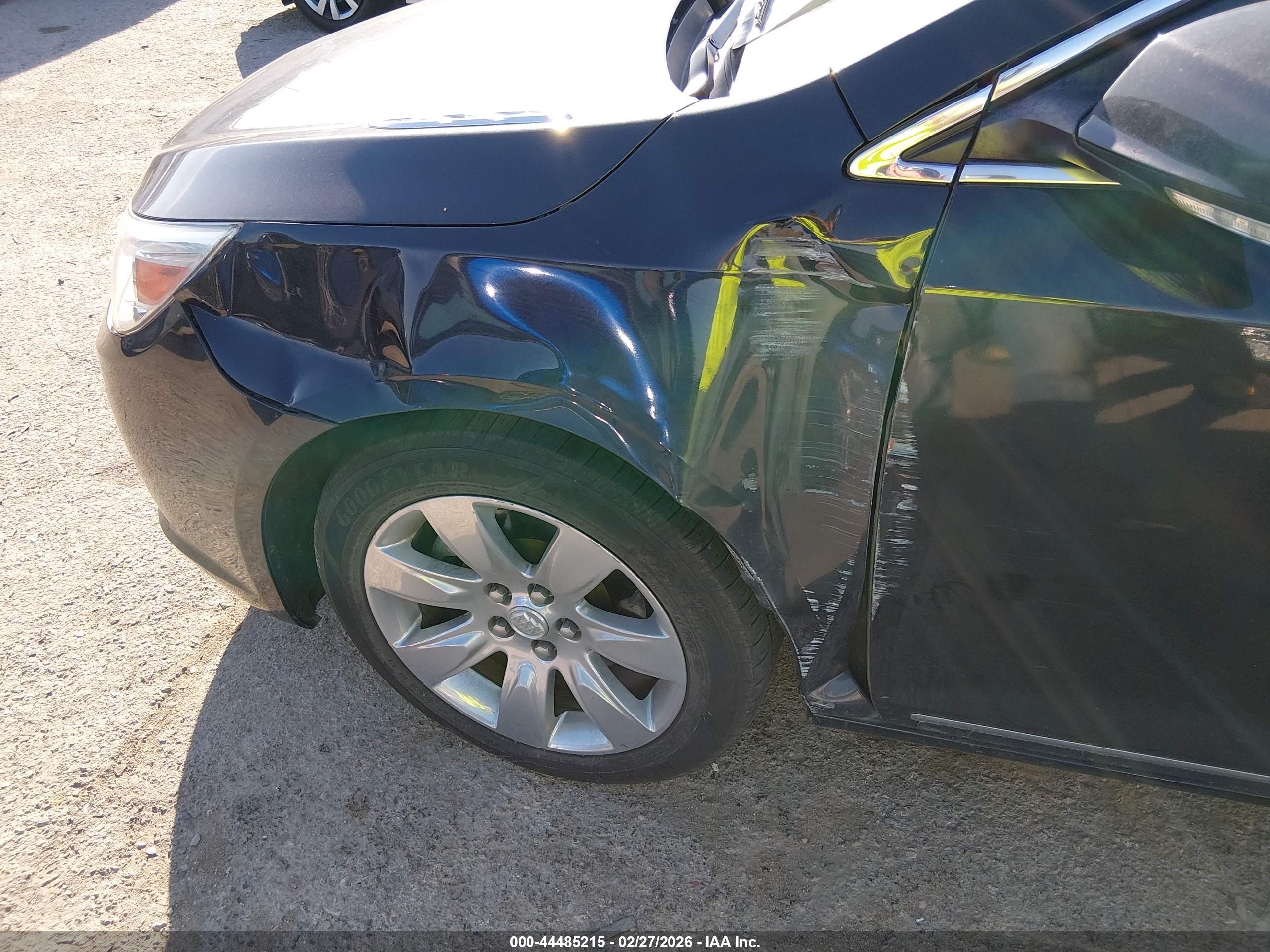 BUICK LACROSSE image 6