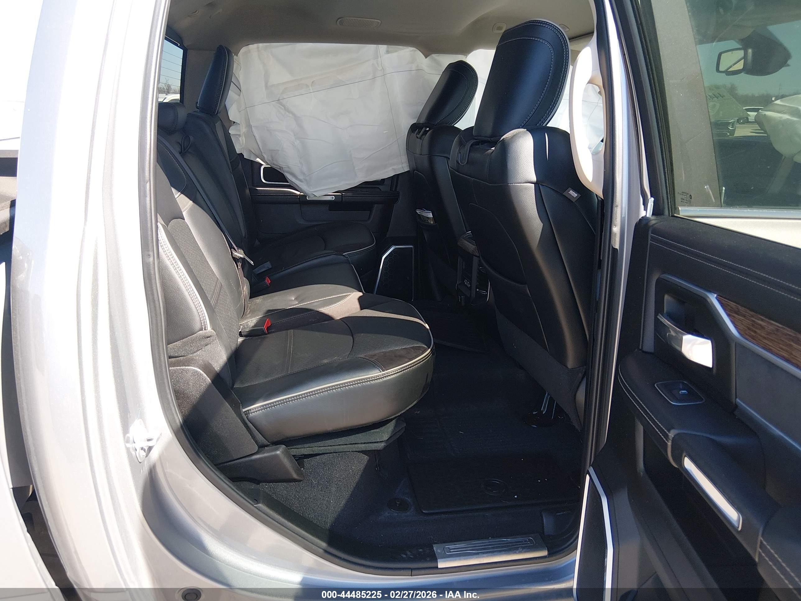 RAM 2500 image 8