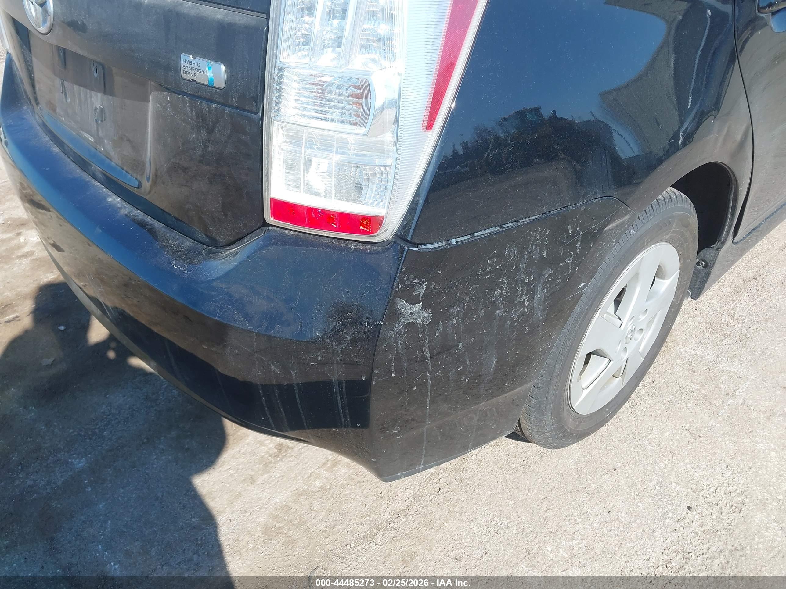 TOYOTA PRIUS image 6