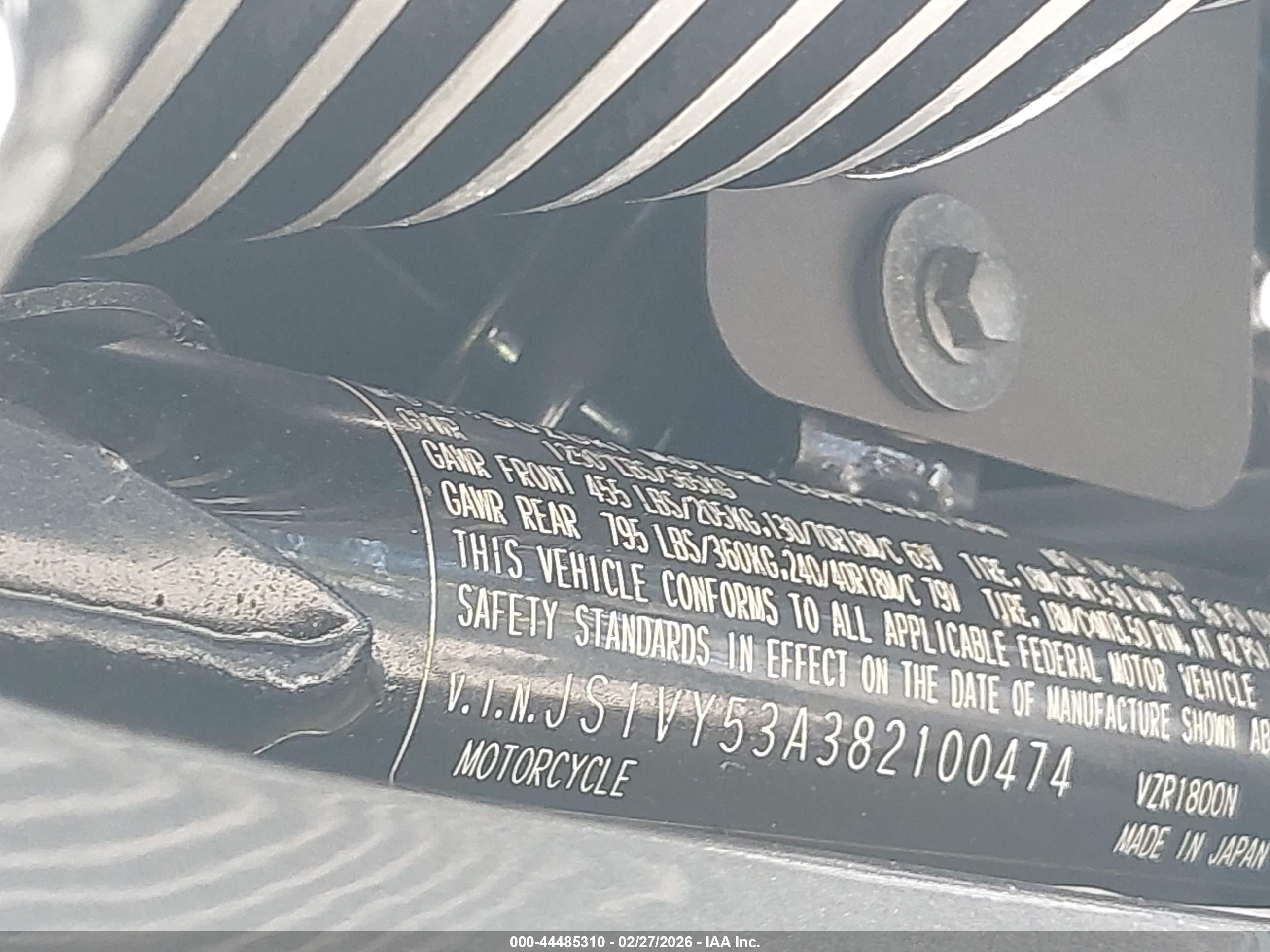 SUZUKI VZR1800 image 10