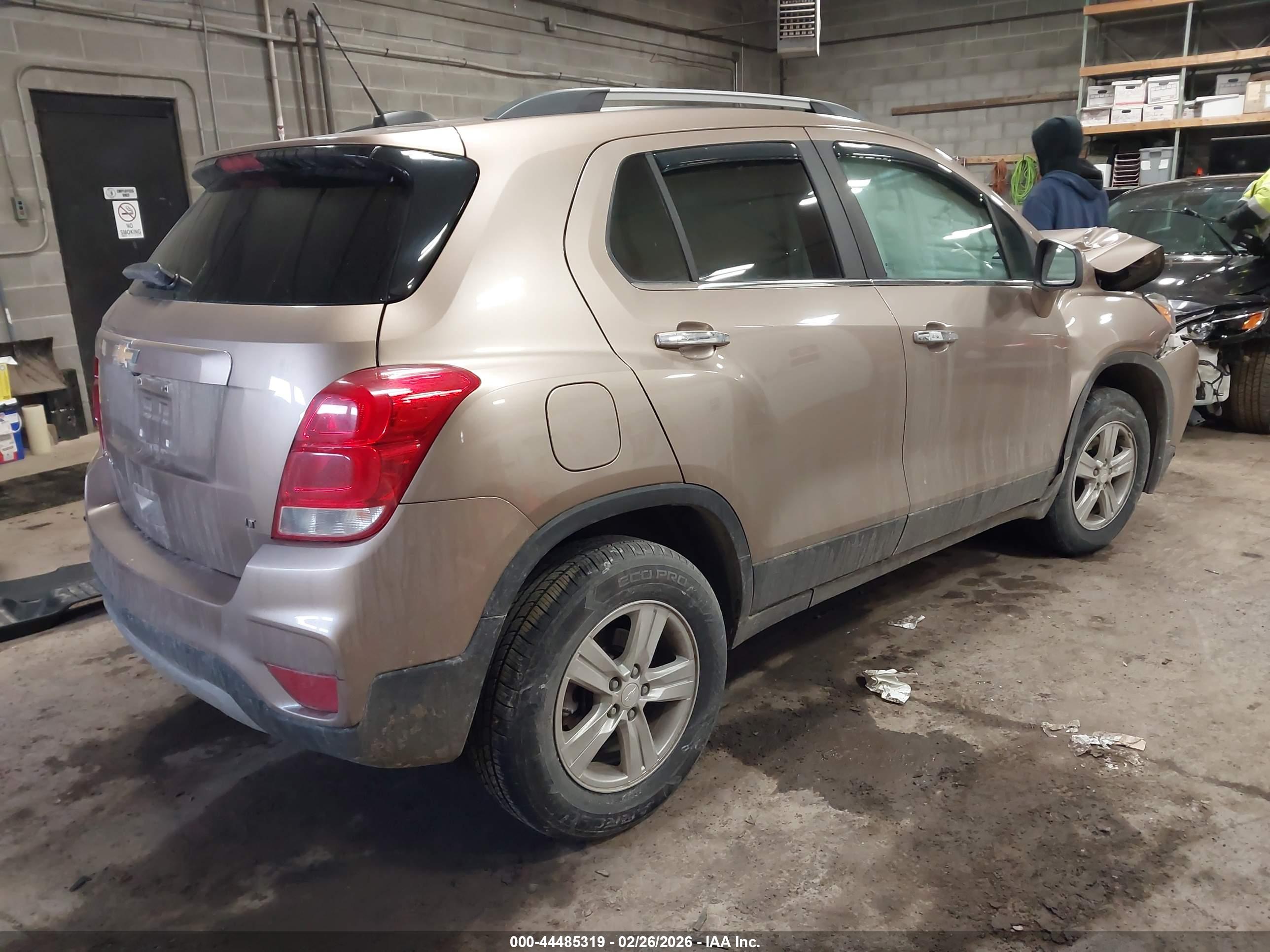 CHEVROLET TRAX image 4