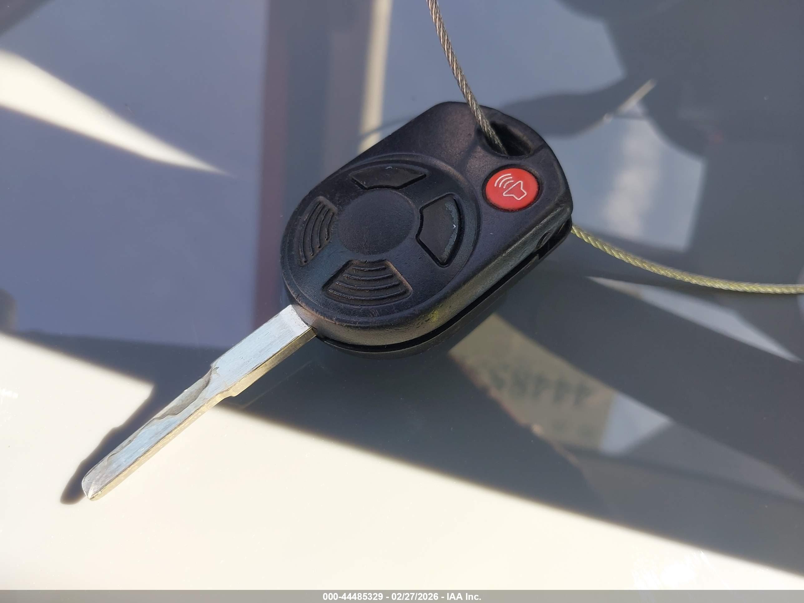 FORD ESCAPE image 11