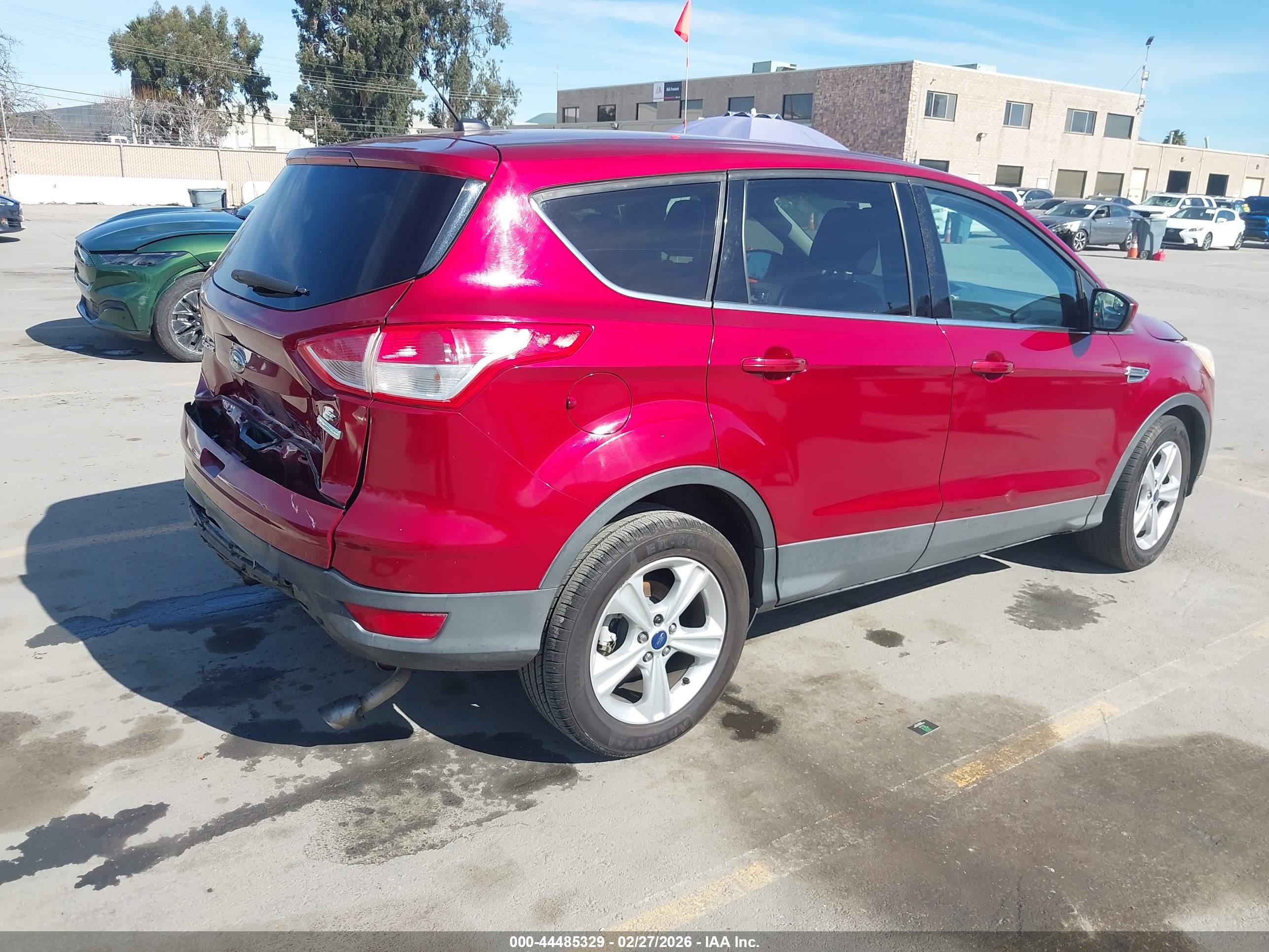 FORD ESCAPE image 4