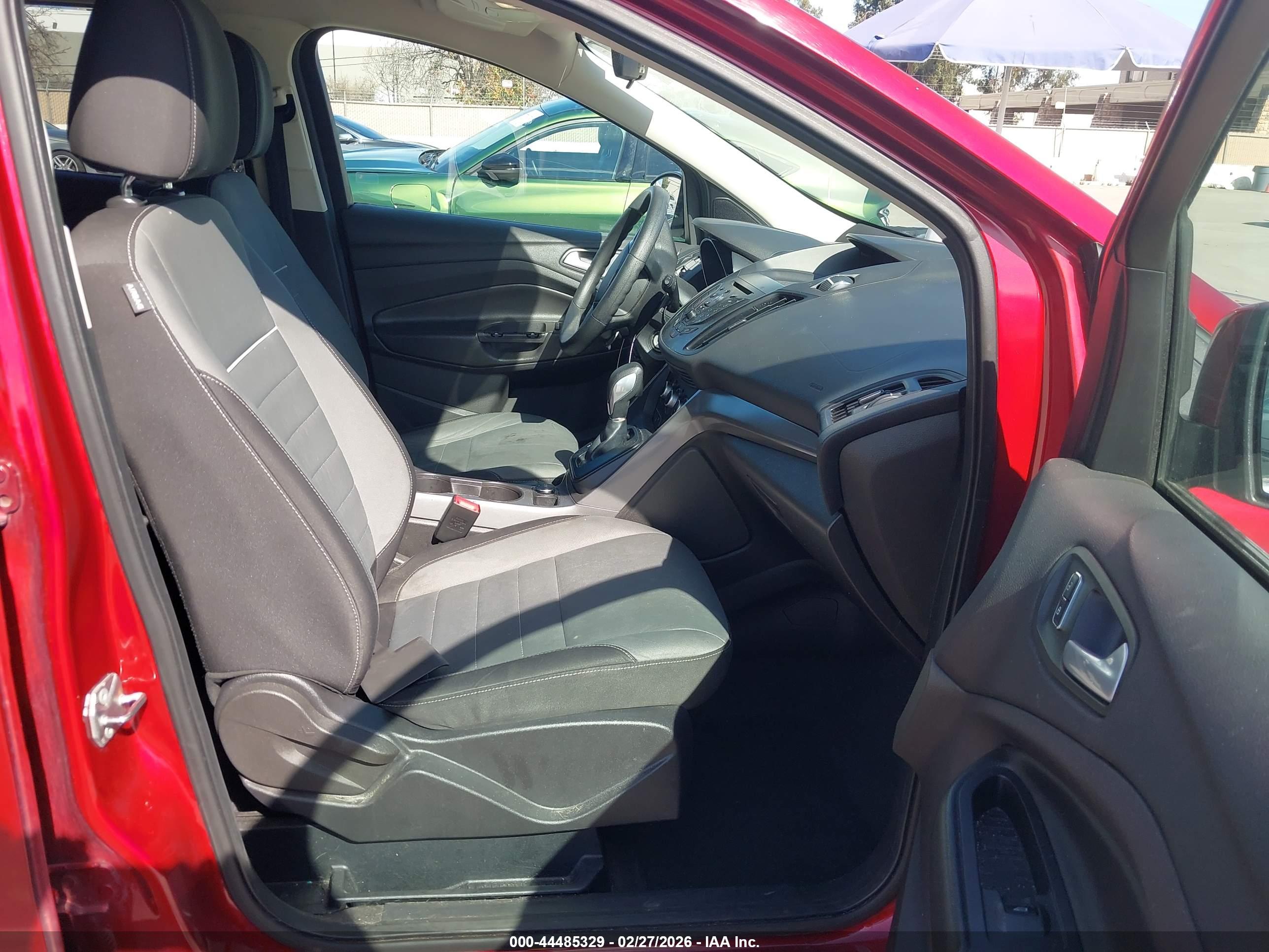 FORD ESCAPE image 5