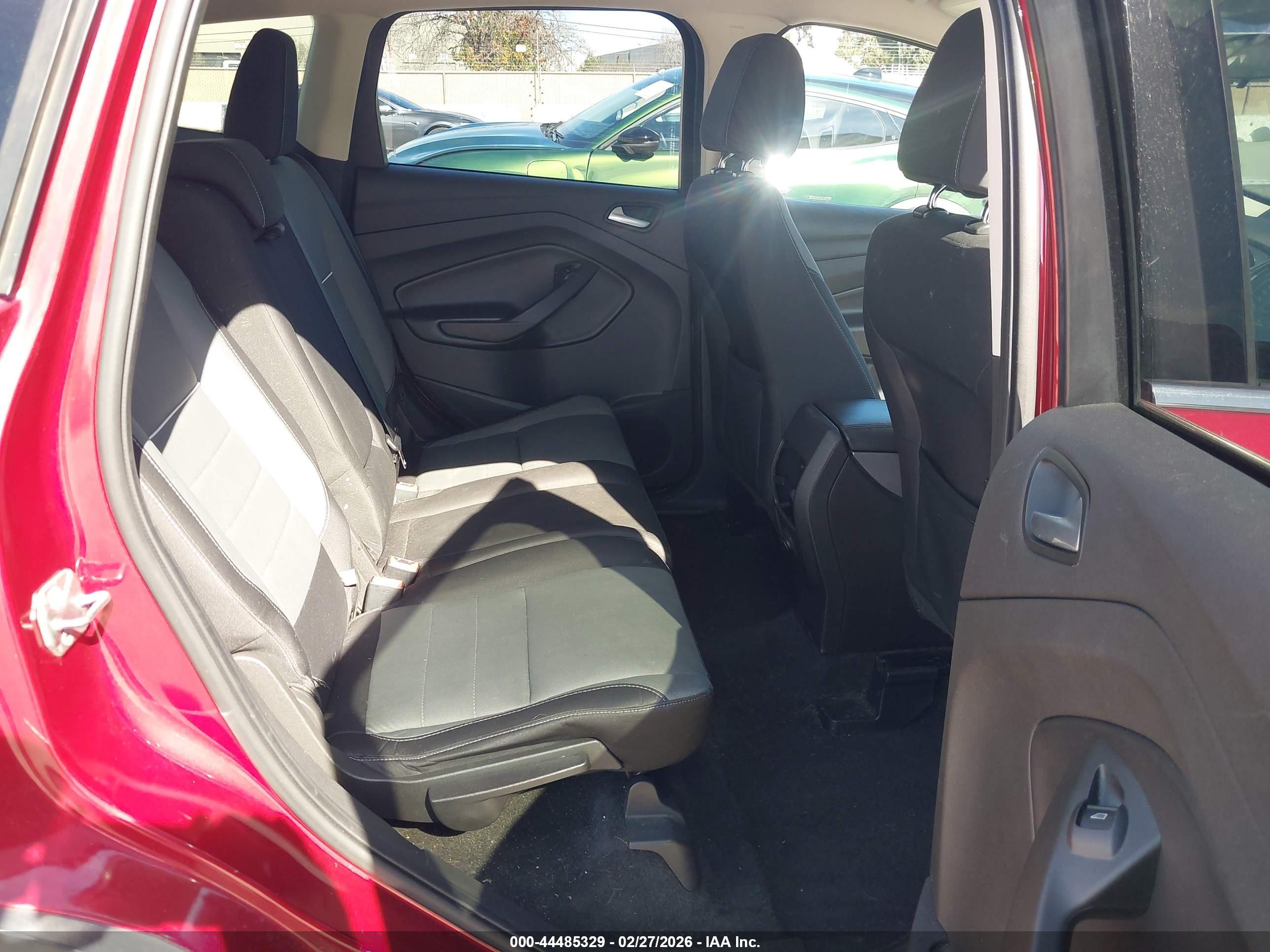FORD ESCAPE image 8