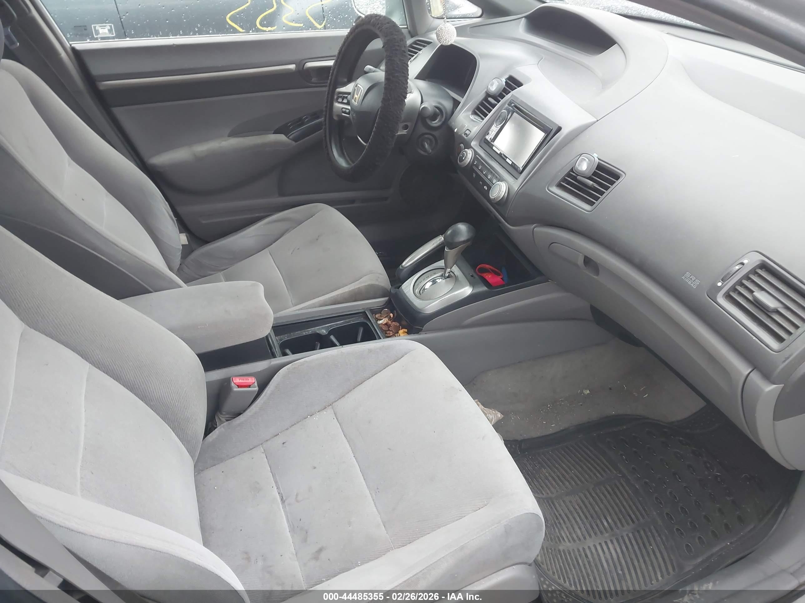 HONDA CIVIC image 5