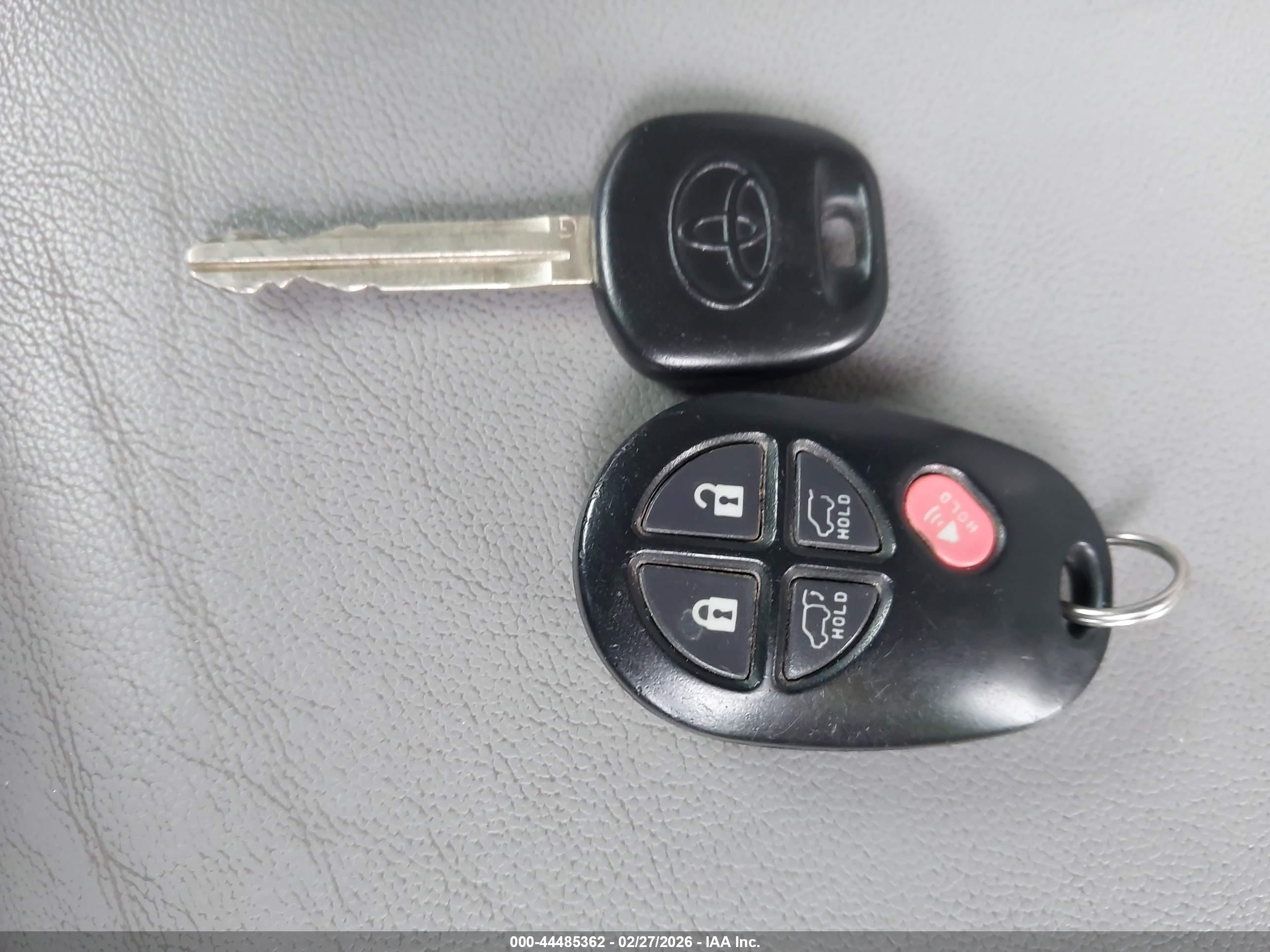 TOYOTA HIGHLANDER image 11