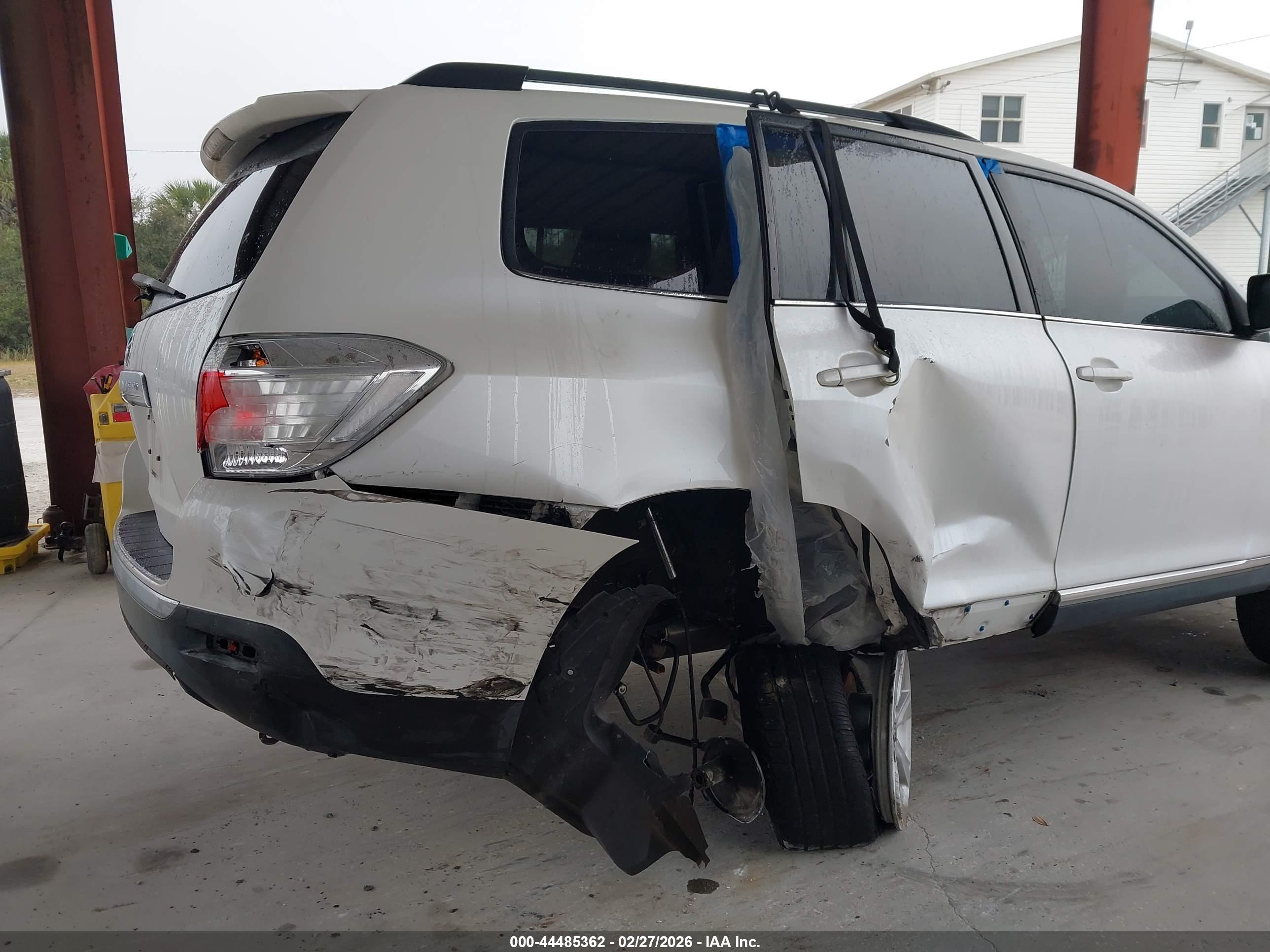TOYOTA HIGHLANDER image 6