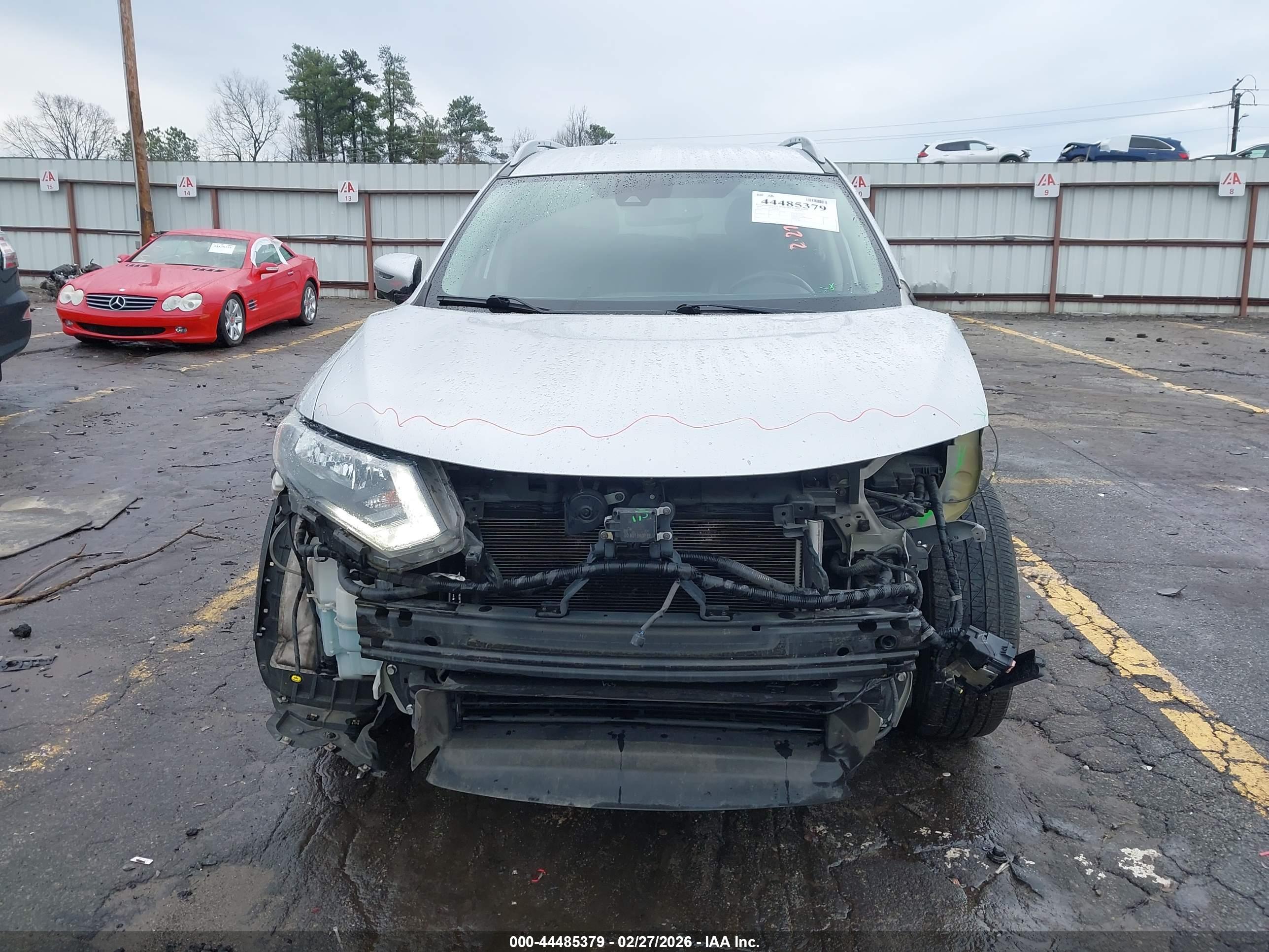 NISSAN ROGUE image 6
