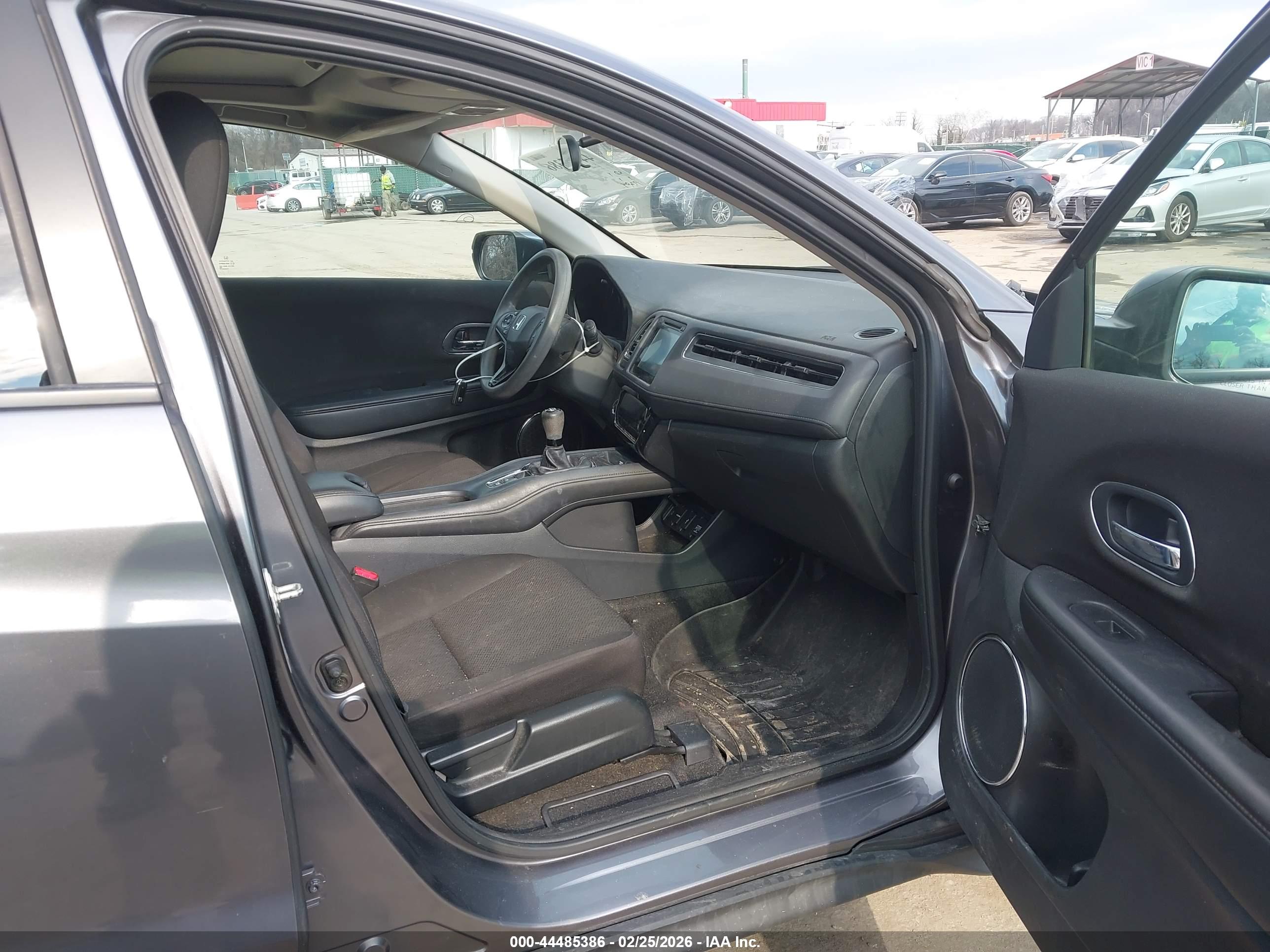 HONDA HR-V image 5