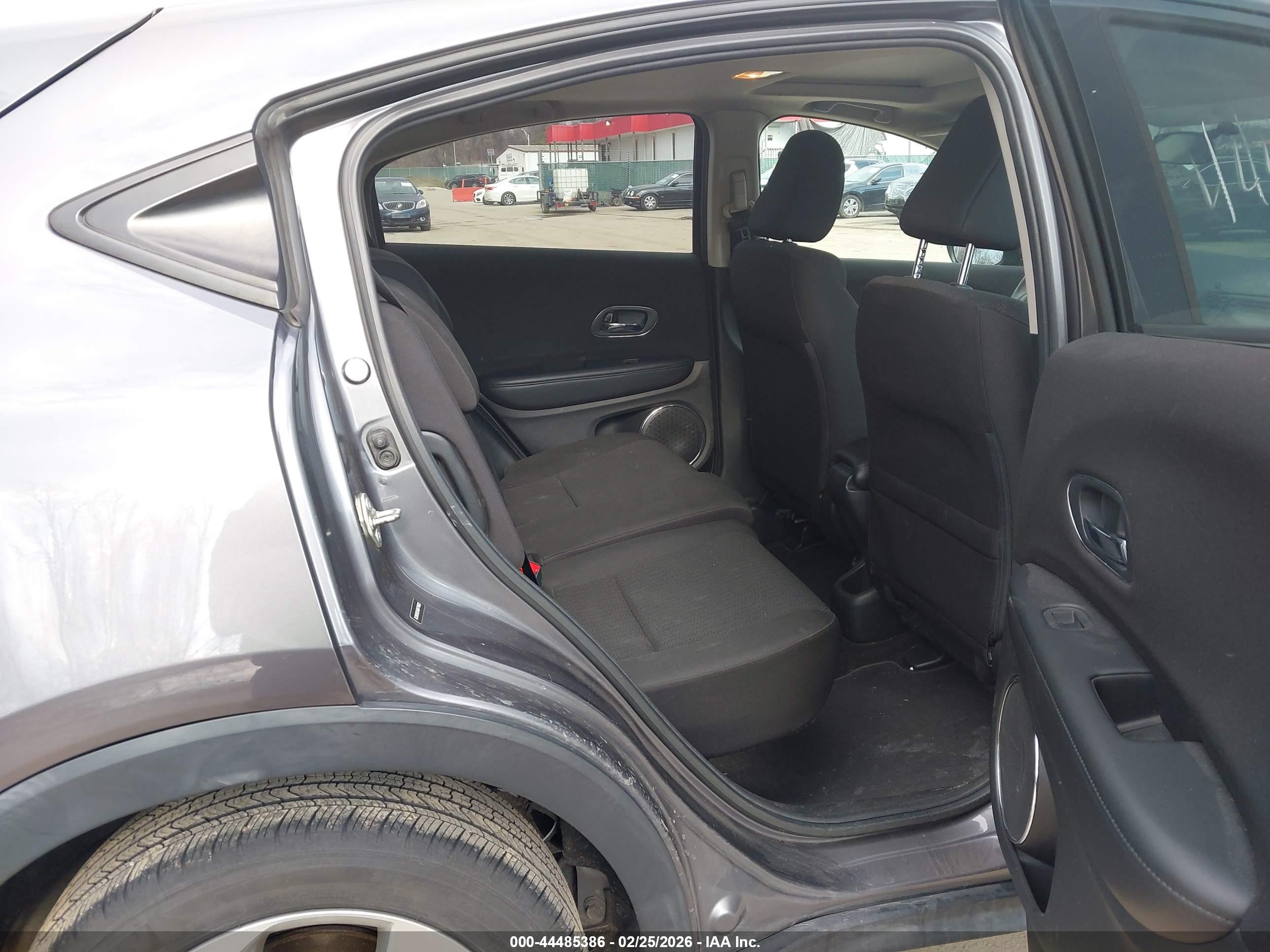 HONDA HR-V image 8
