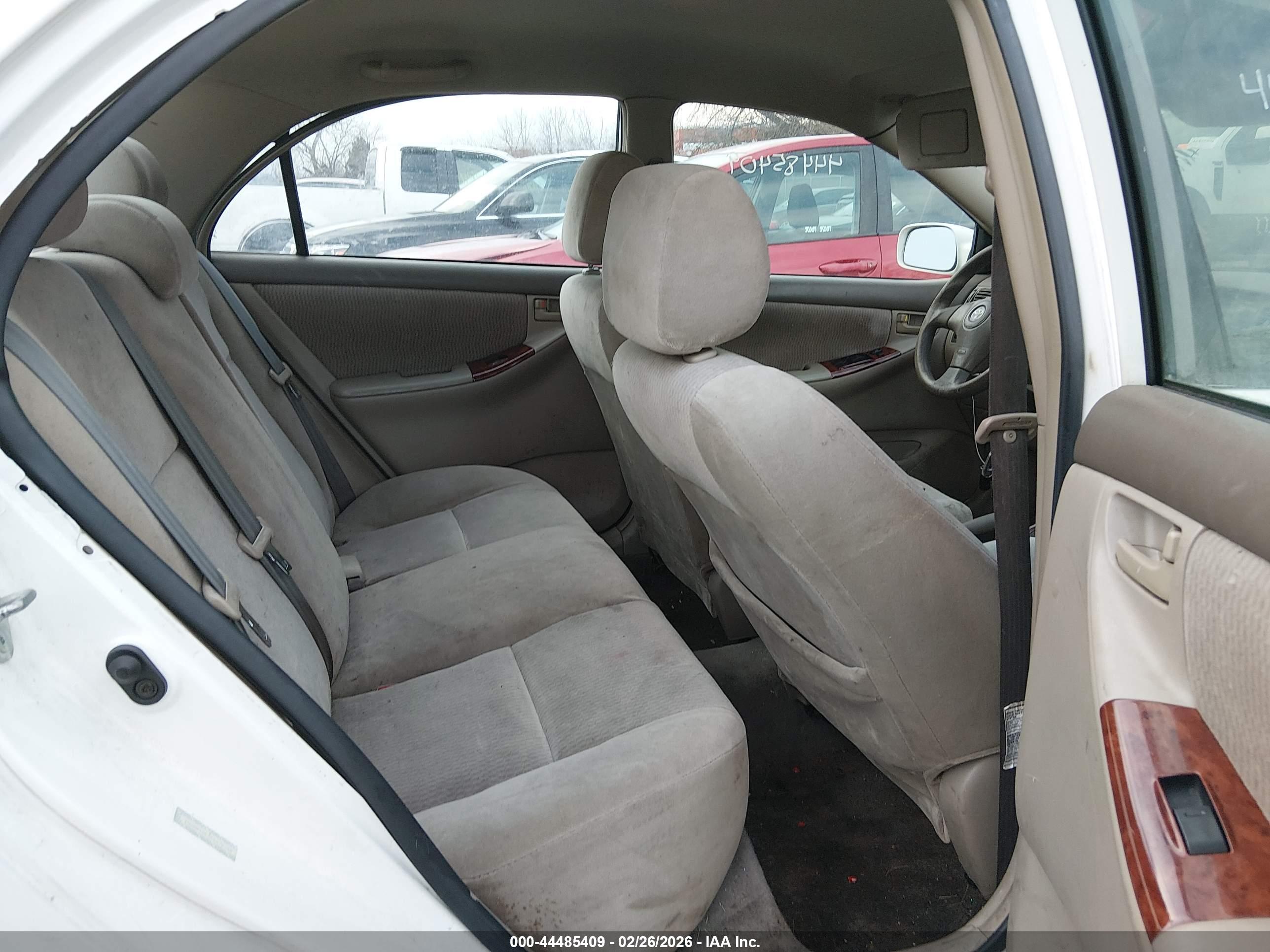 TOYOTA COROLLA image 8