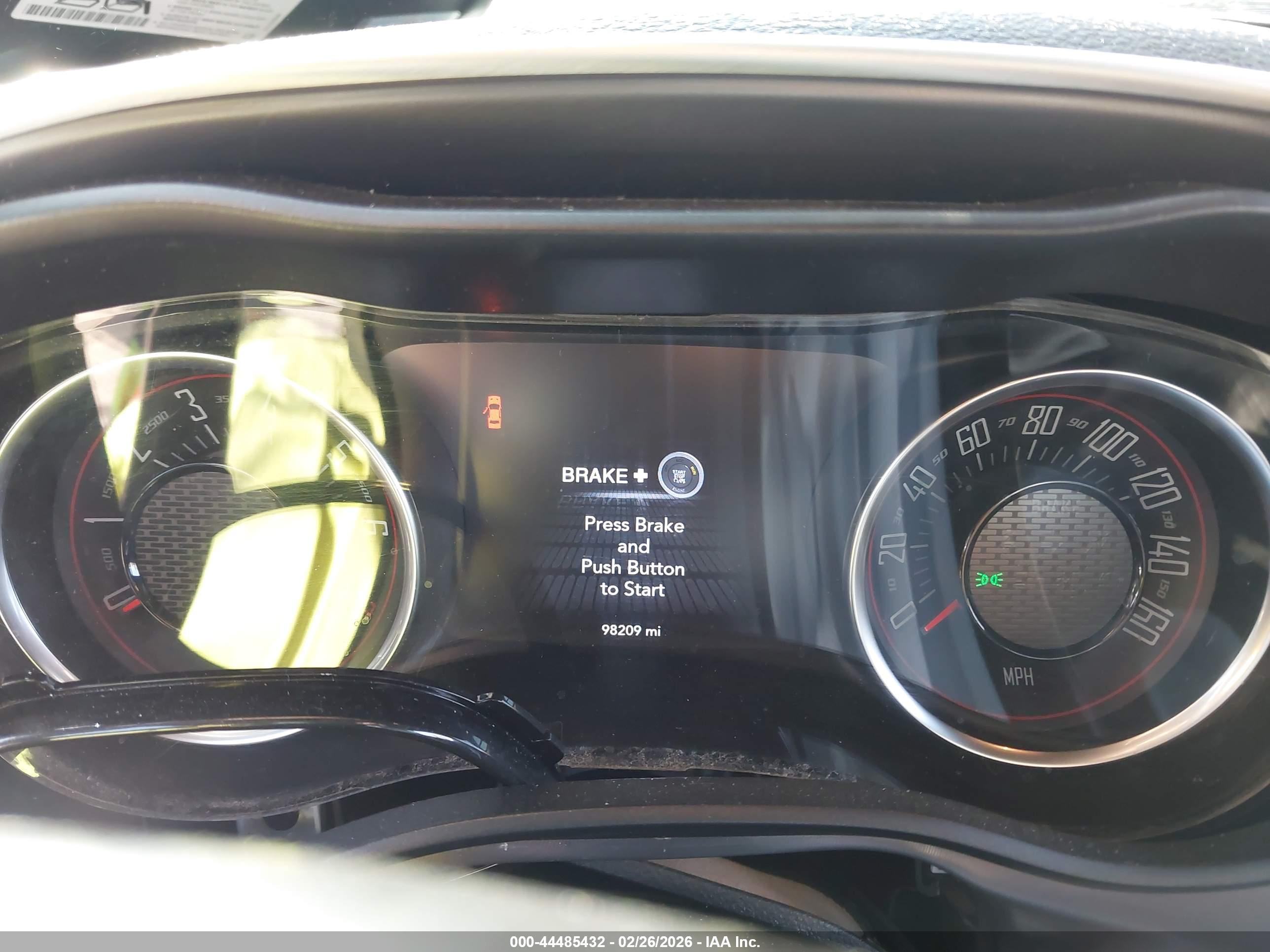 DODGE CHALLENGER image 7