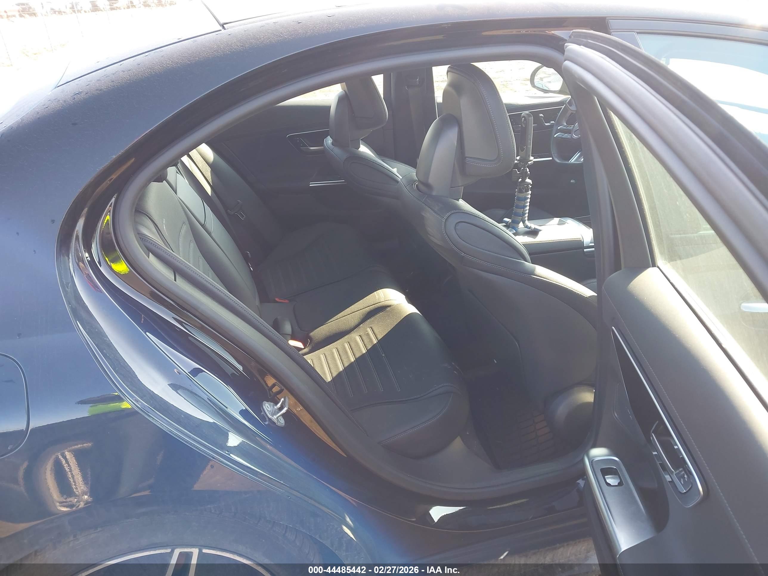 MERCEDES-BENZ C image 8