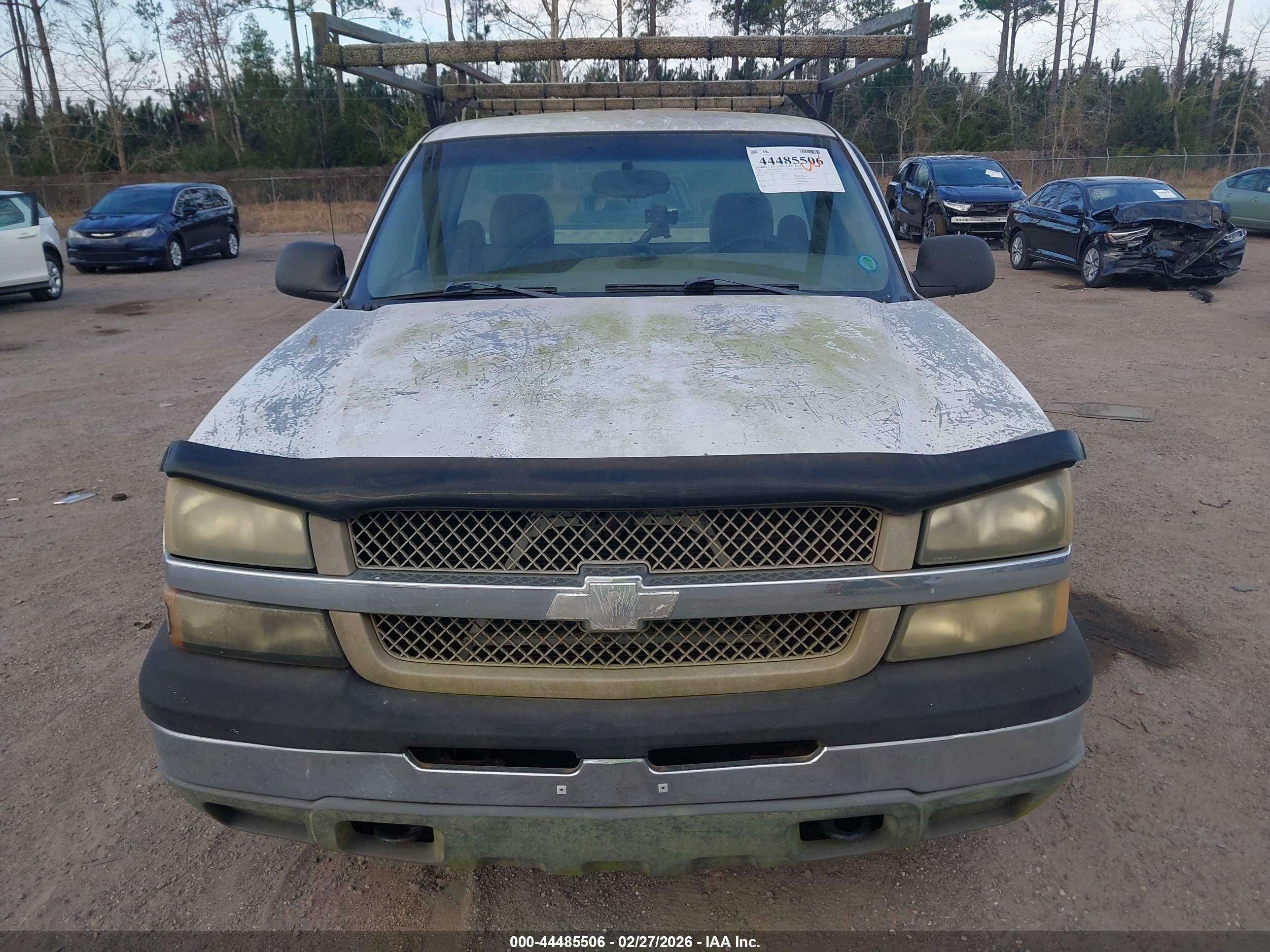 CHEVROLET SILVERADO image 6