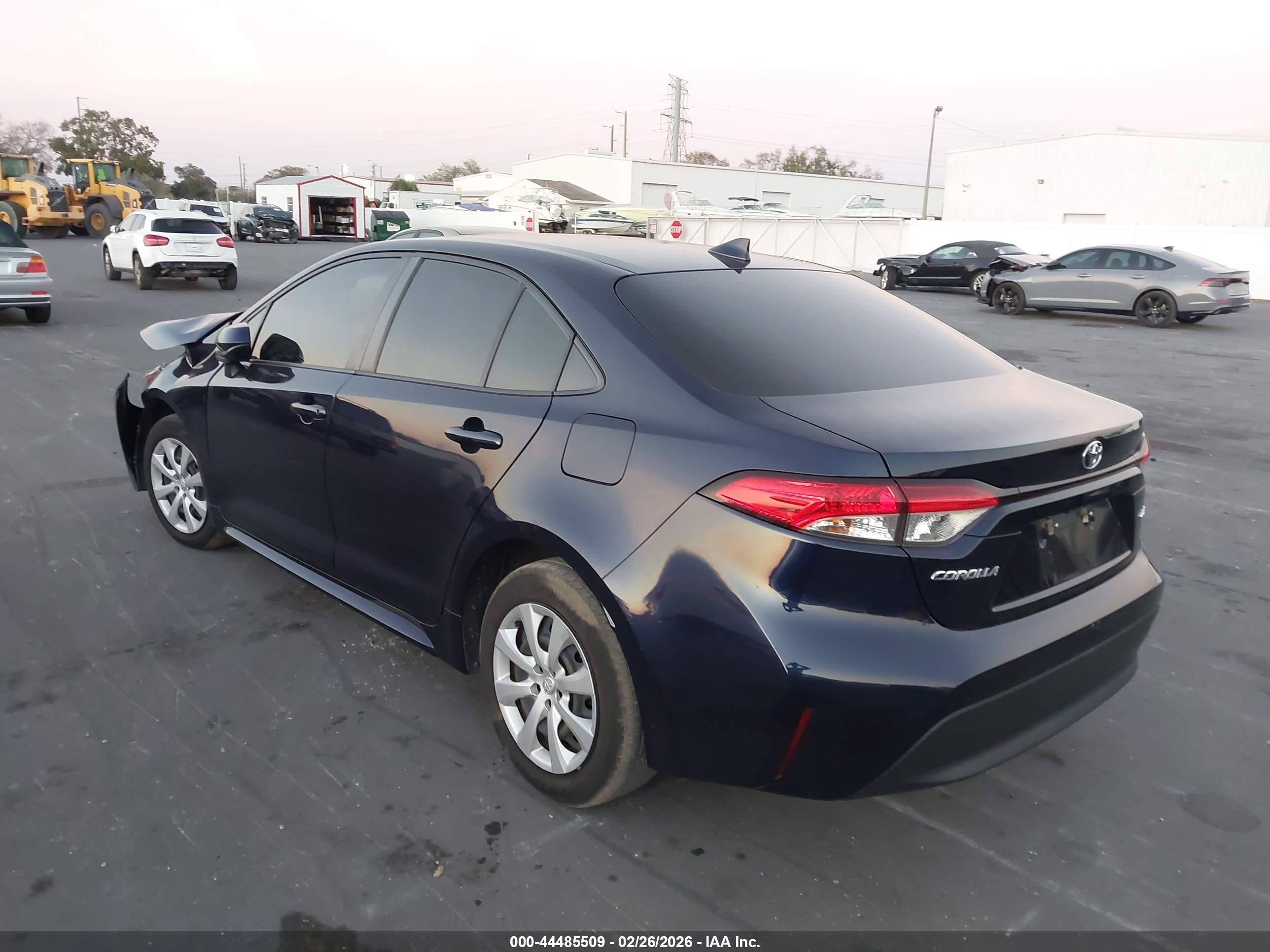 TOYOTA COROLLA image 3