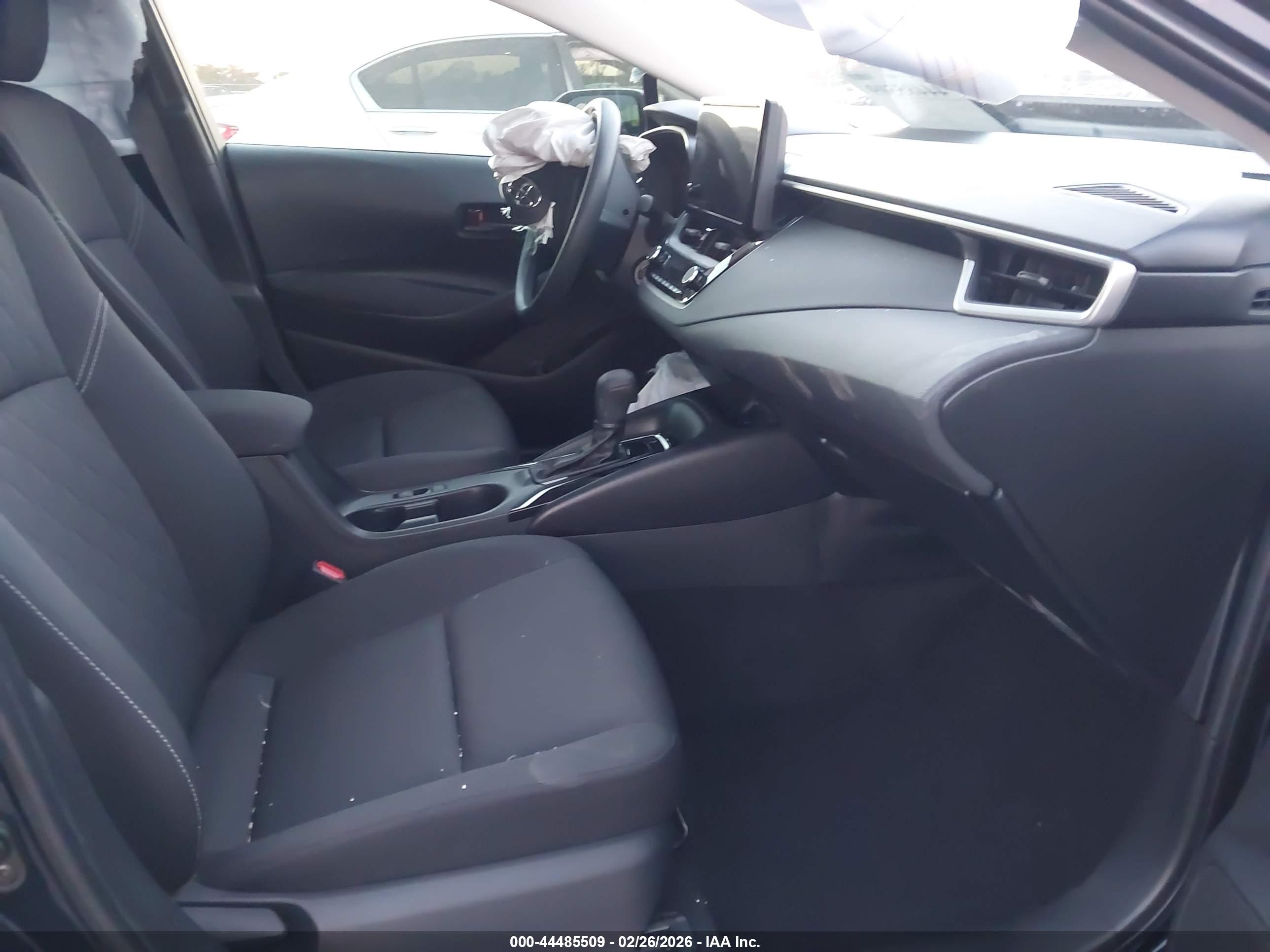 TOYOTA COROLLA image 5