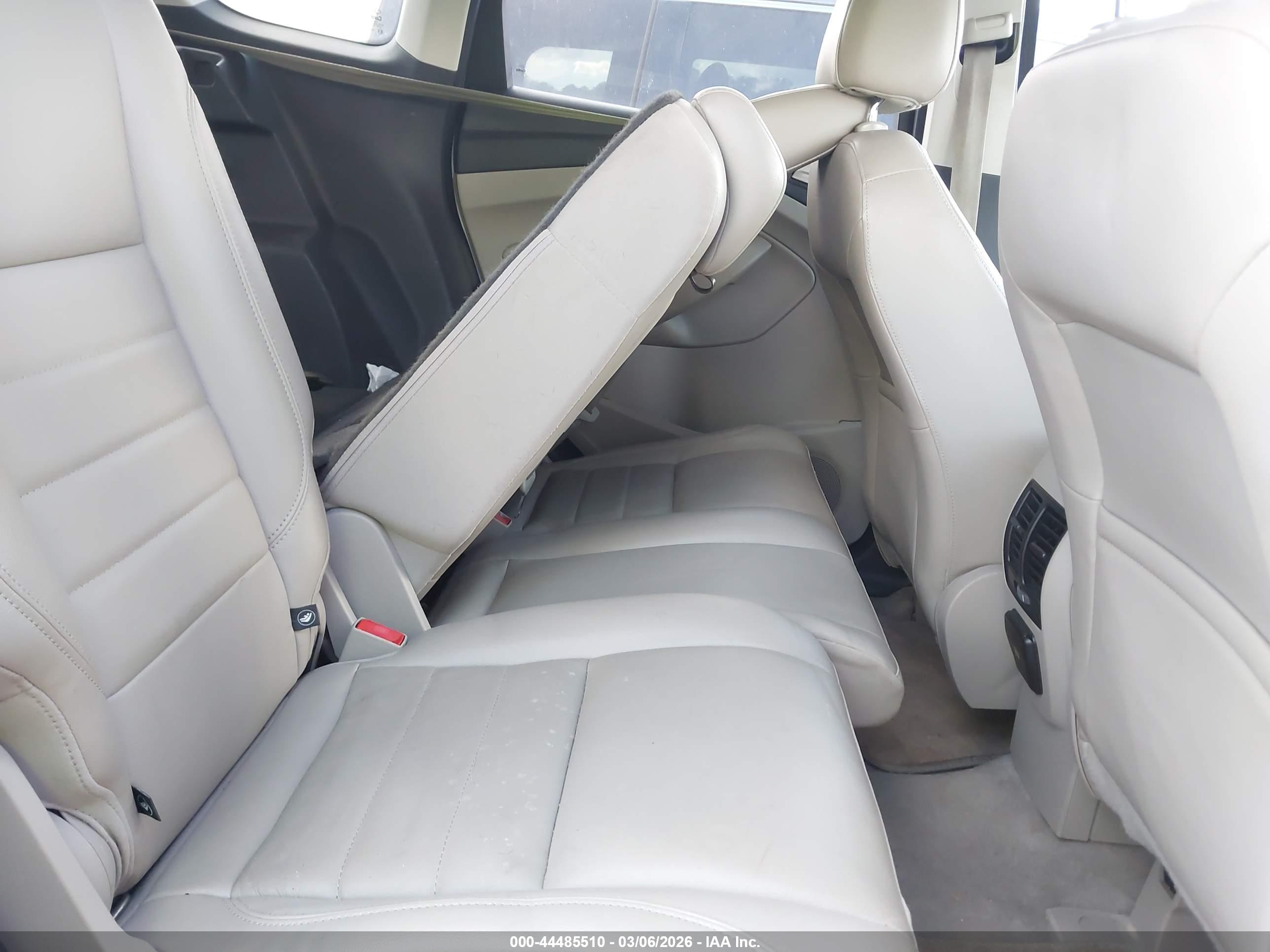 FORD ESCAPE image 8